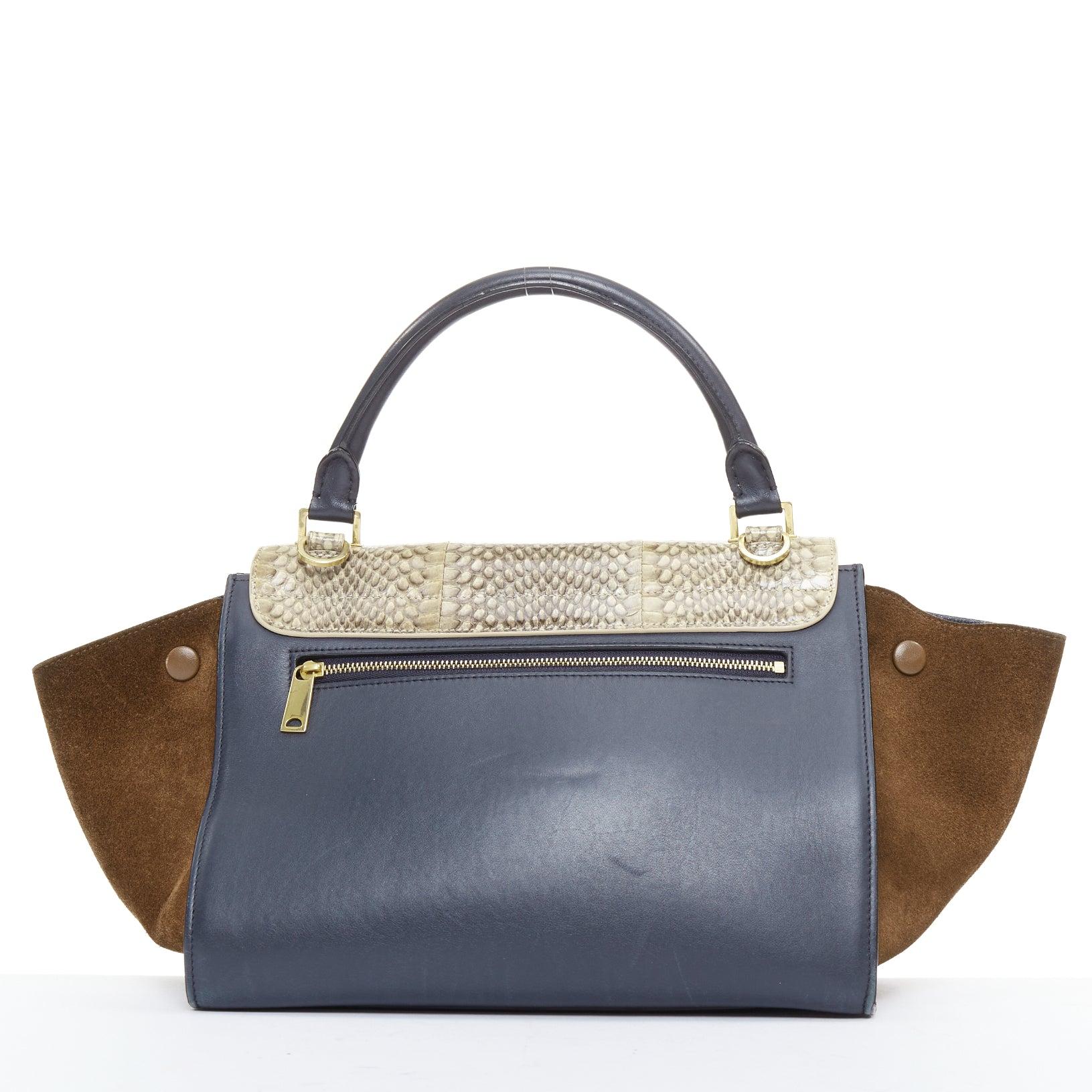 Women's CELINE Trapeze beige scaled leather flap navy brown gold hardware bag For Sale