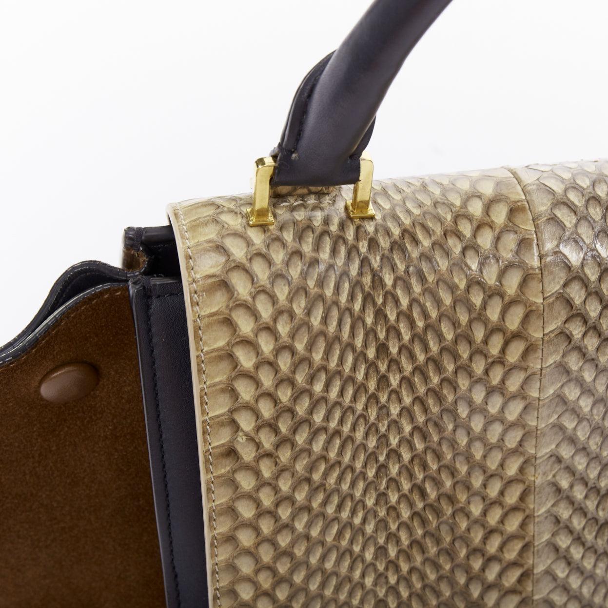 CELINE Trapeze beige scaled leather flap navy brown gold hardware bag For Sale 3