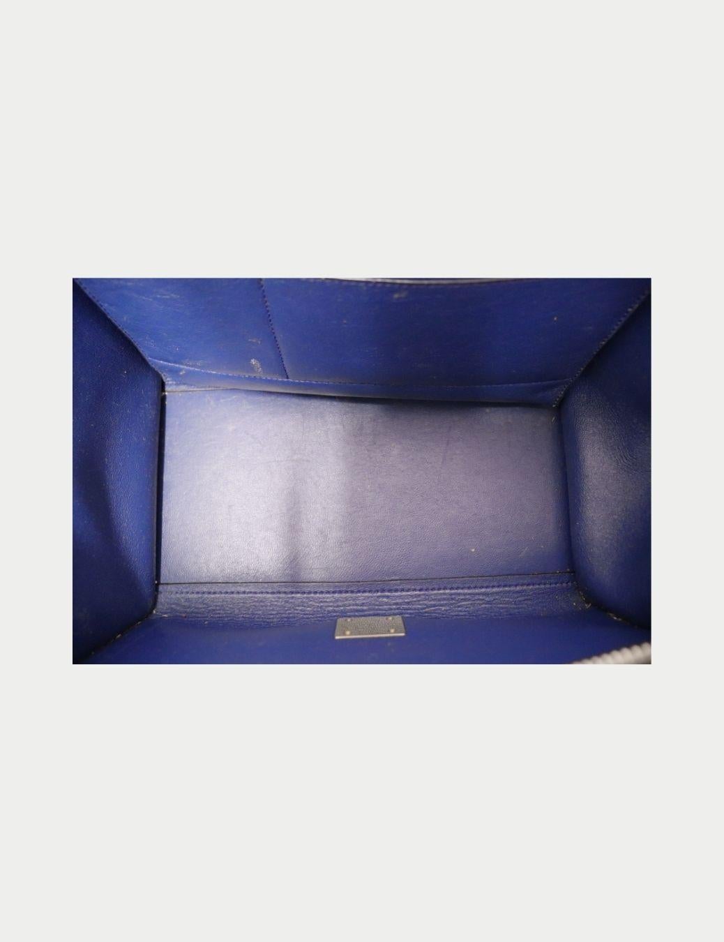 Celine Trapeze Navy Leather Top Handle Bag en vente 1