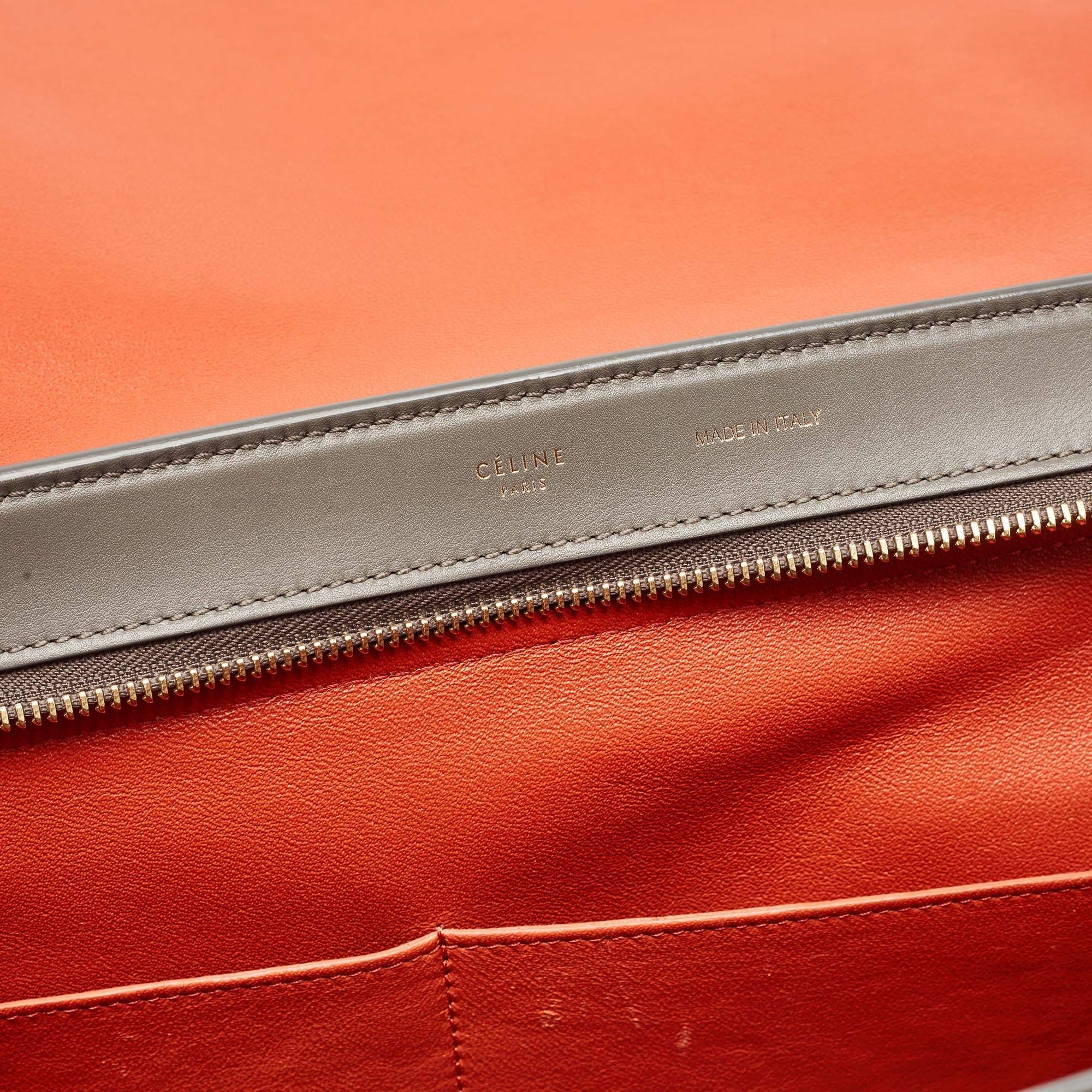 Celine Tri Color Leather and Suede Medium Trapeze Bag In Good Condition For Sale In Dubai, Al Qouz 2