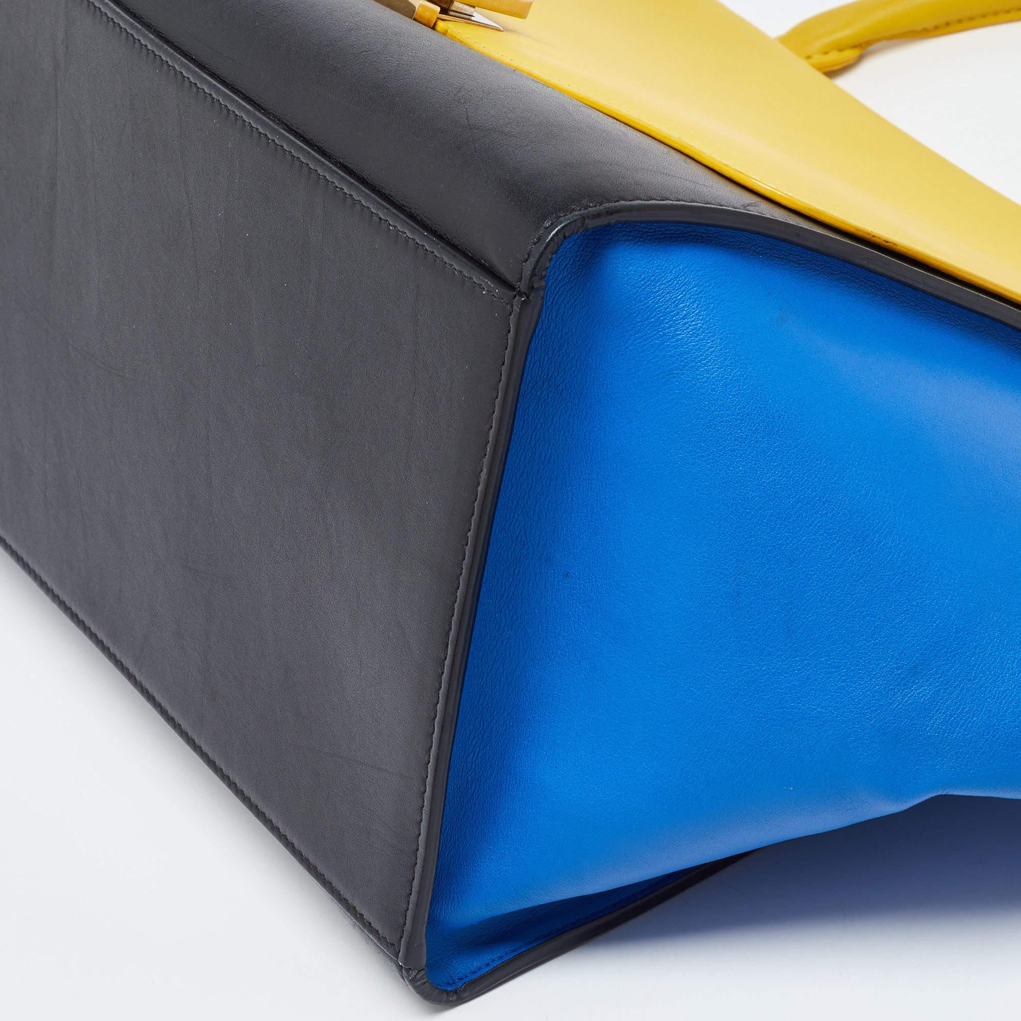 Celine Tri Color Leather Medium Trapeze Bag In Good Condition For Sale In Dubai, Al Qouz 2