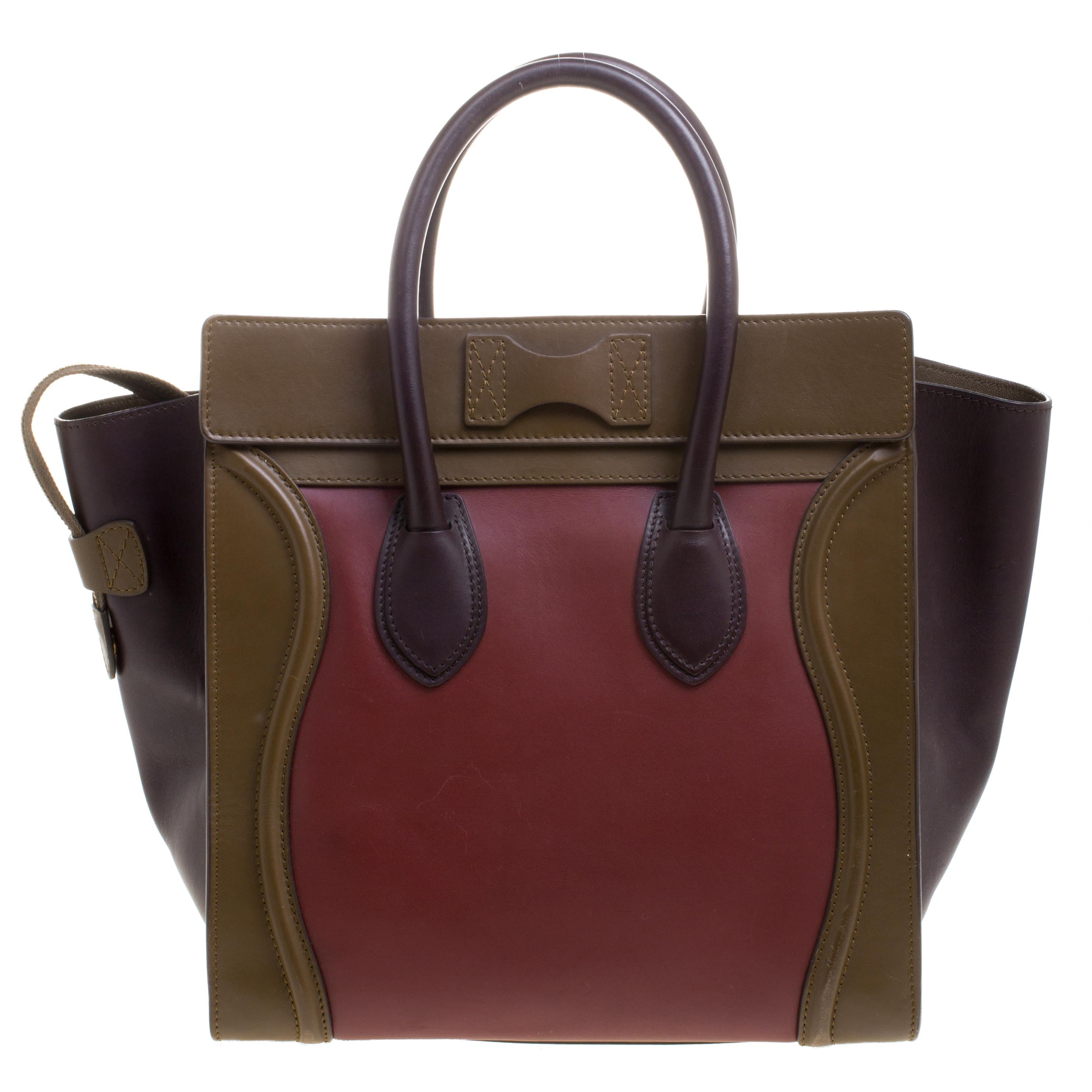 The Mini Luggage tote from Celine is one of the most popular handbags in the world. This tote is crafted from leather and it features a classy touch of three colours along with the signature flappy wings. It comes with rolled top handles, front zip