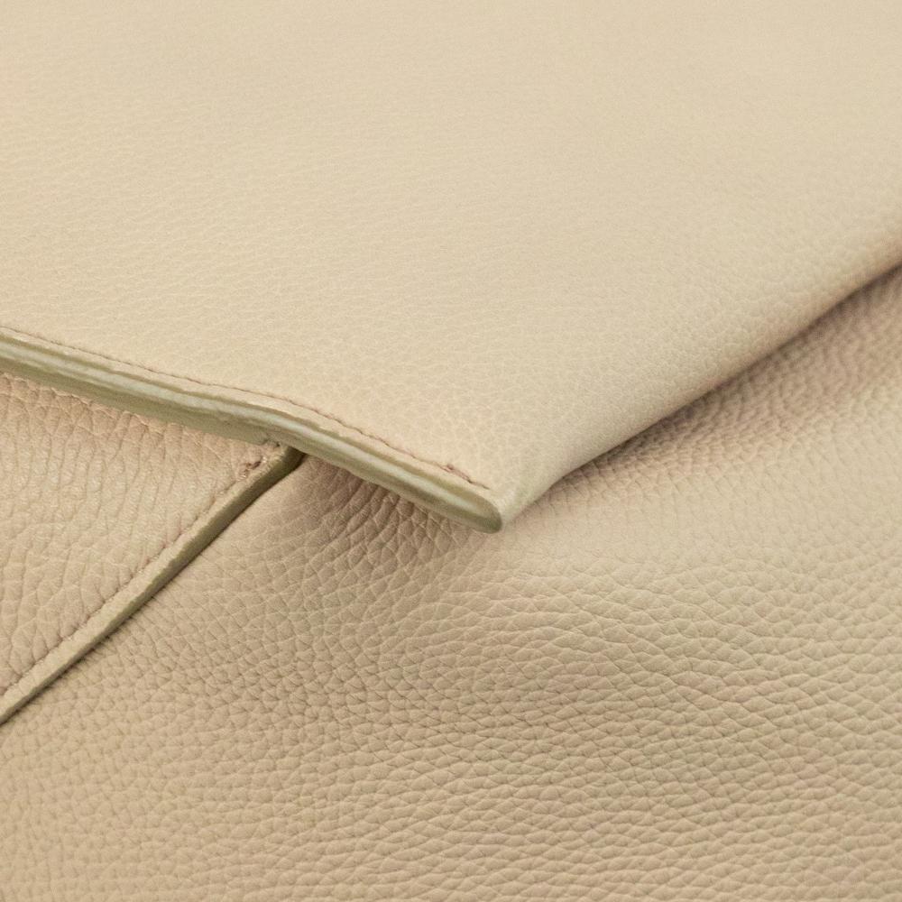 Céline, Tri-Fold in pink leather For Sale 4