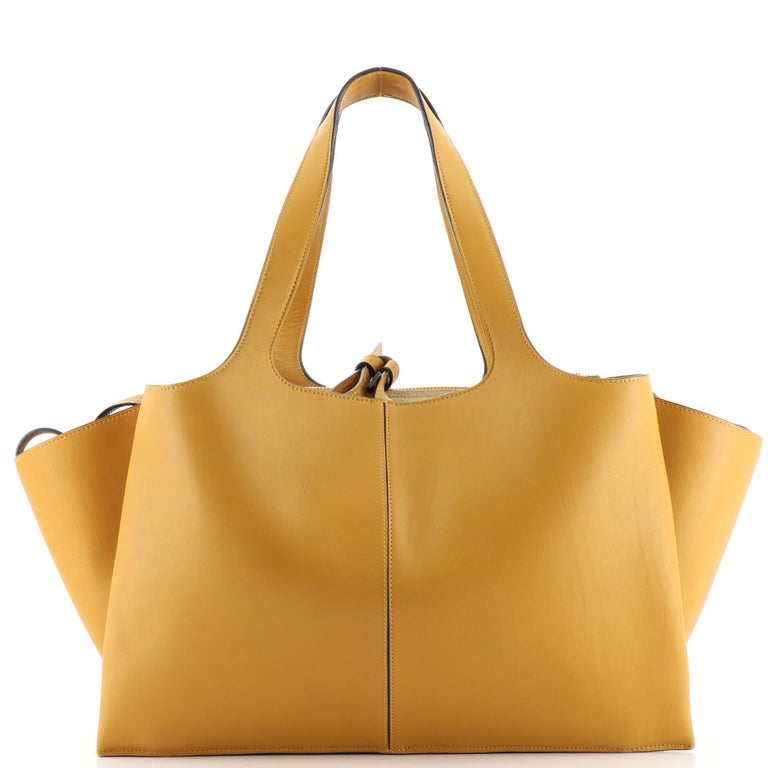 Celine TriFold Shoulder Bag Smooth Calfskin Medium For Sale at 1stDibs