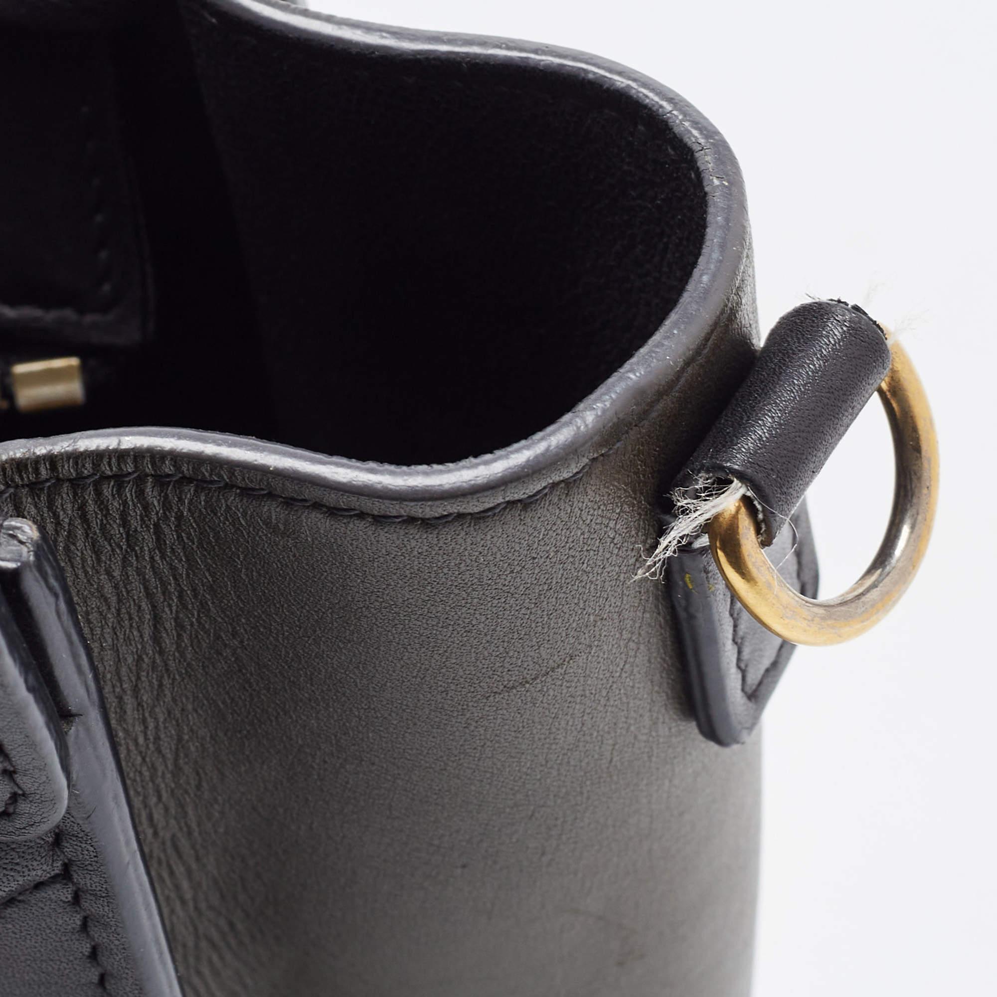 Tricolor Nubuck und Leder-Mini-Gepäcktasche von Celine im Angebot 11