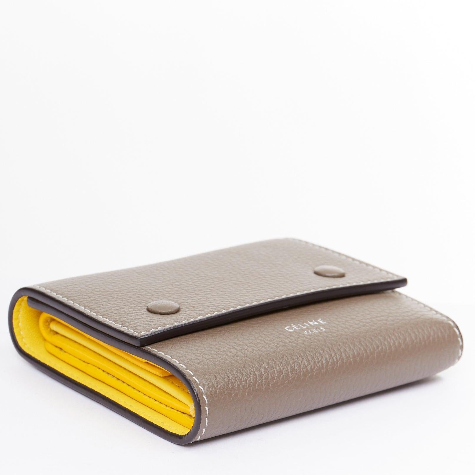 CELINE Trifold Compact Dune drummed calfskin yellow lined folded wallet In condizioni ottime in vendita a Hong Kong, NT