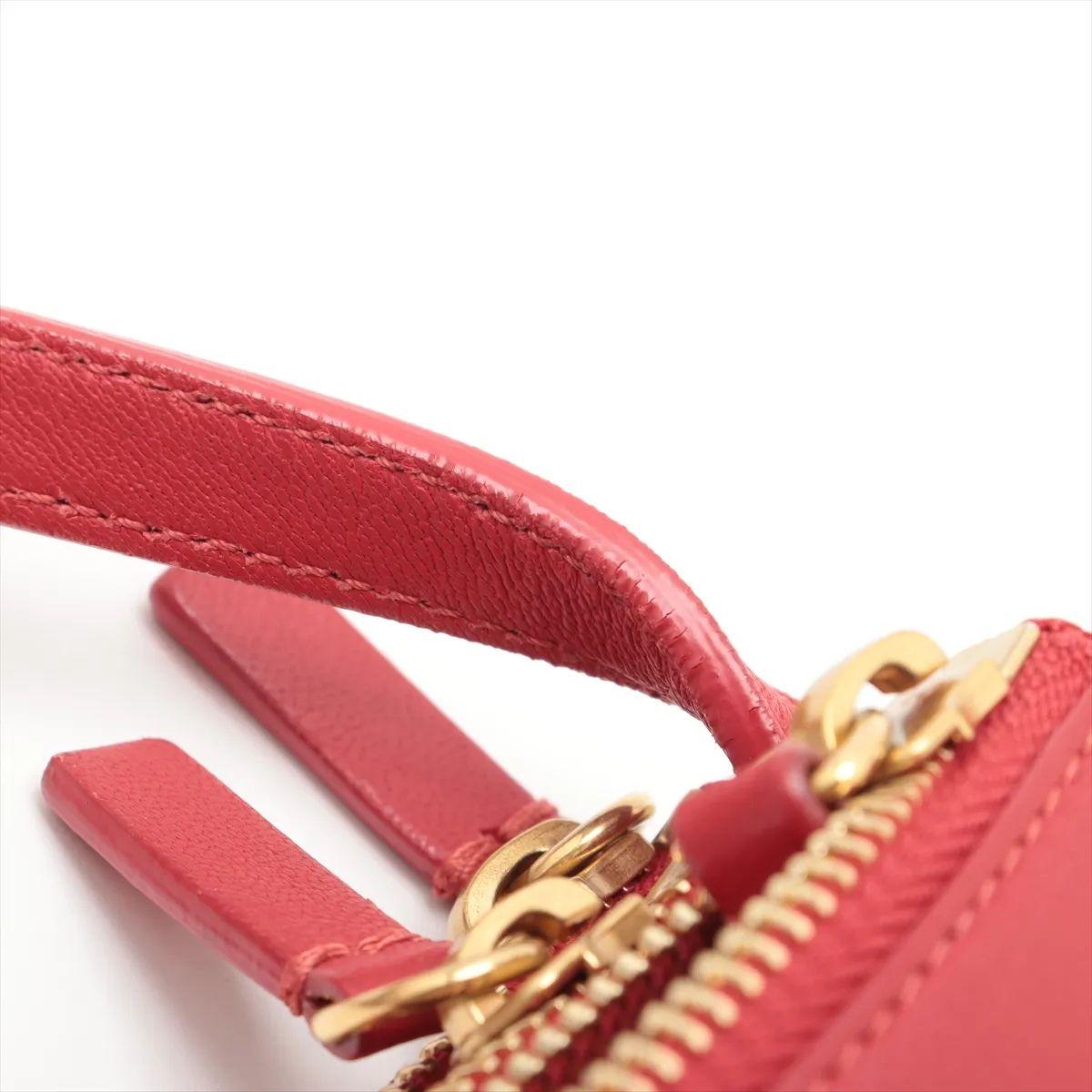 Sac à bandoulière en cuir Trio de Celine, rouge en vente 6