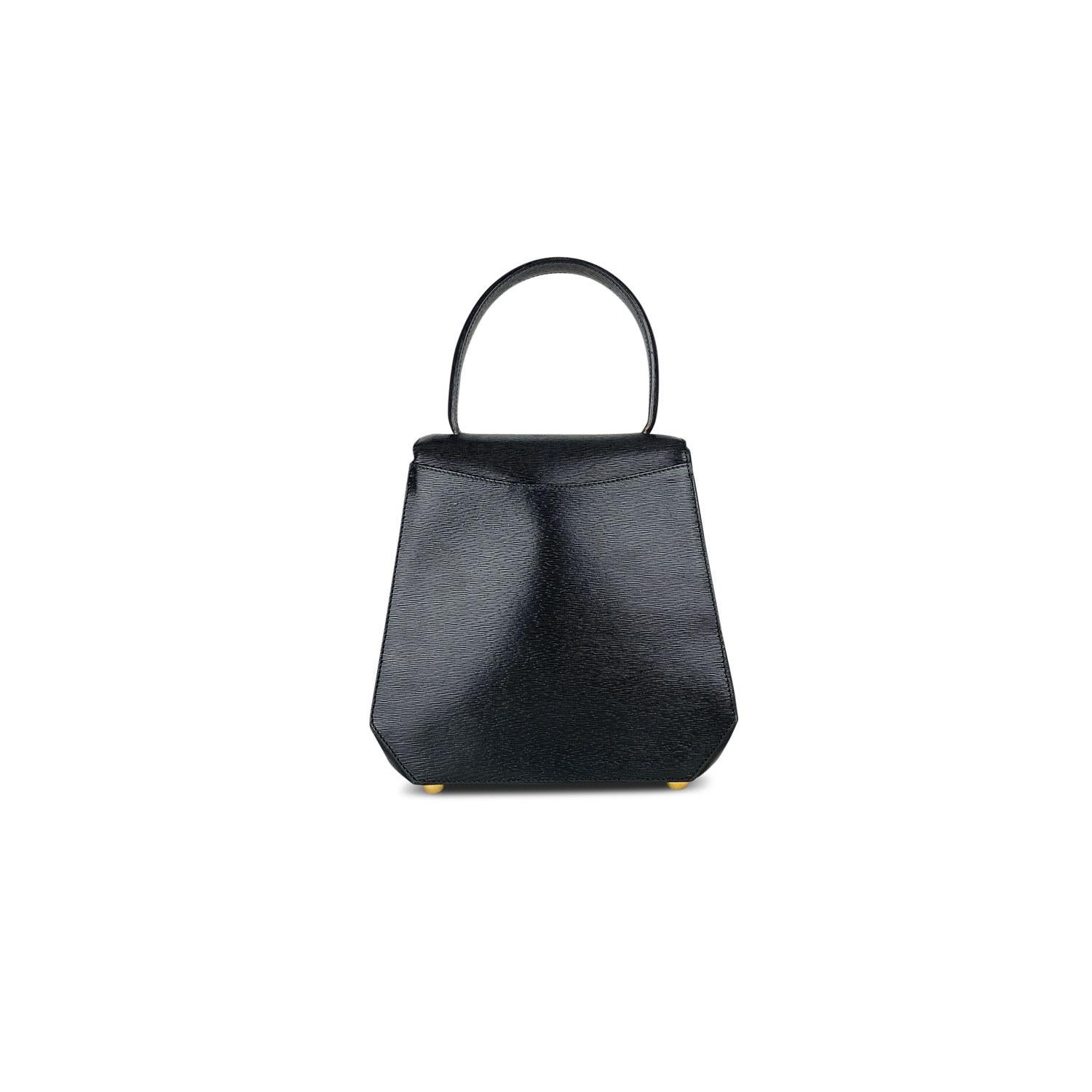 Celine Triomphe Black Crossbody Bag In Good Condition In Sundbyberg, SE