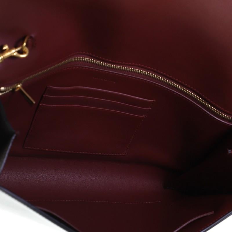Celine Trotteur Flap Clutch Leder bei 1stDibs