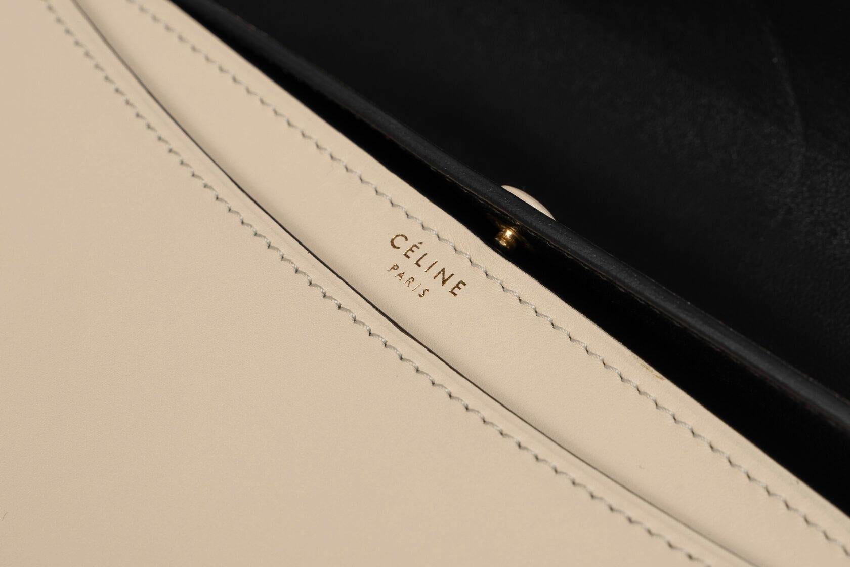 Celine Two Tone Calfskin Medium Case Flap Bag In Good Condition For Sale In Dover, DE