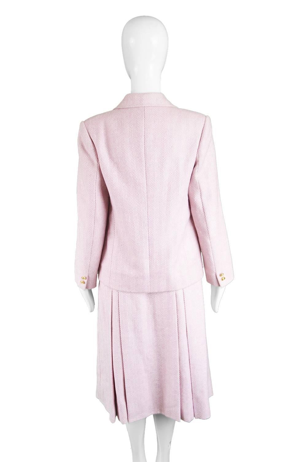 Celine Vintage Pink and White Silk and Wool Herringbone Tweed Skirt Suit, 1980s For Sale 3