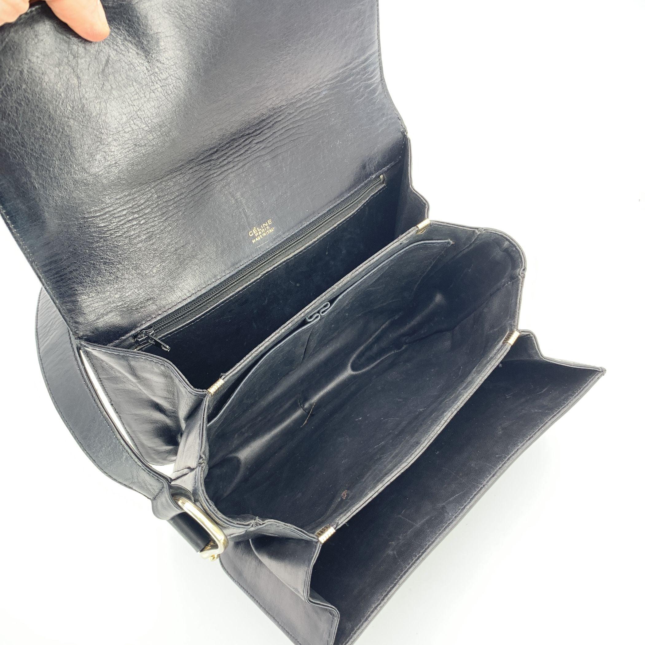 Bolso de hombro con solapa y caja de lona Celine Vintage Black C Carriage en Bueno estado para la venta en Rome, Rome