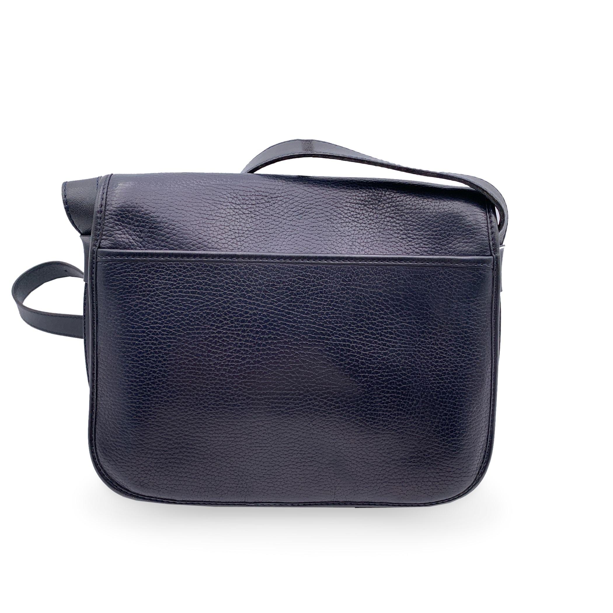 Celine Vintage Blue Leather Crossbody Flap Messenger Bag In Good Condition In Rome, Rome
