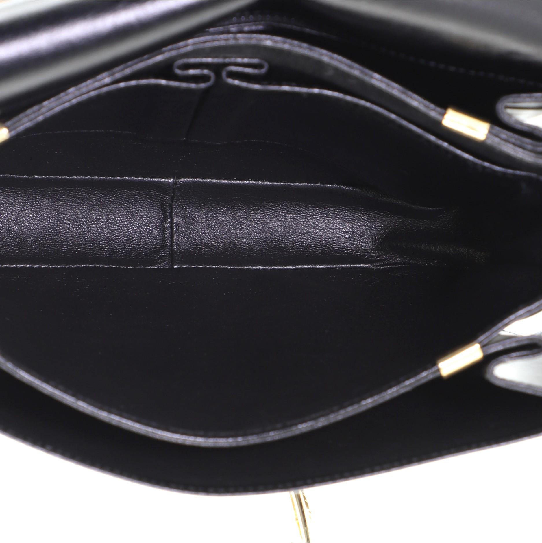Sac à rabat Celine Vintage Carriage en cuir moyen 2
