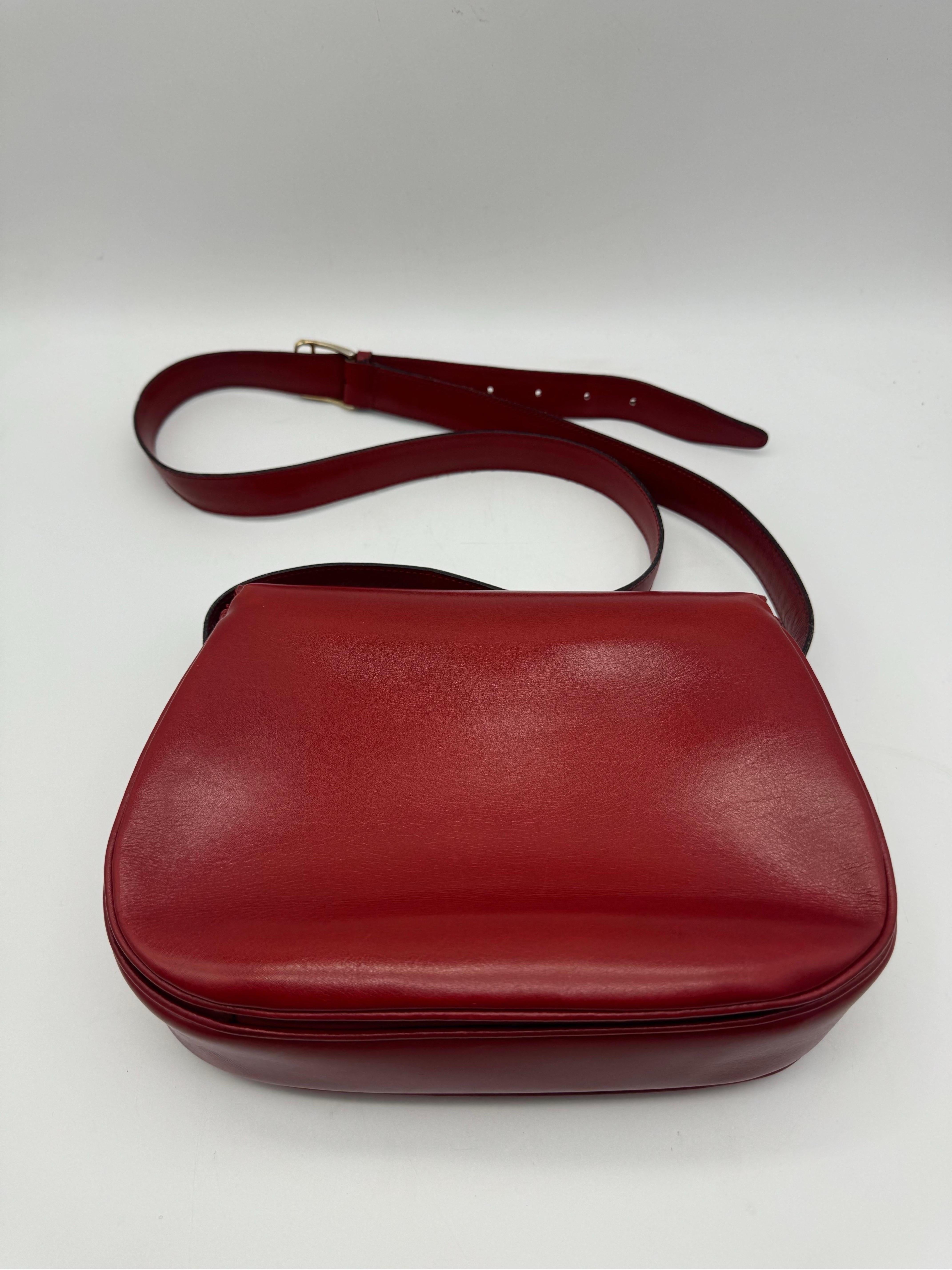 Bolso Céline VINTAGE CELINE CLASSIC BANDOULIERE  cuero rojo 5