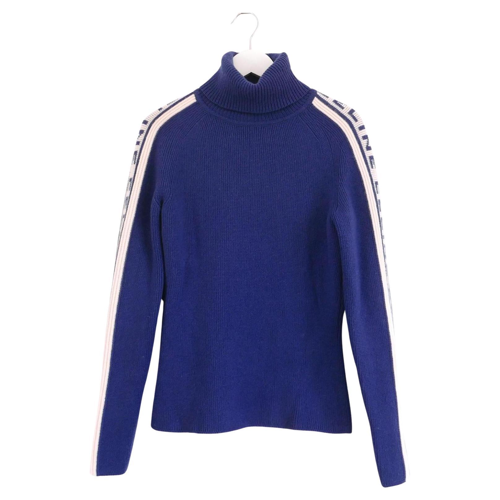 Celine Vintage Fall 1999 Logo Sleeve Cashmere Sweater en vente