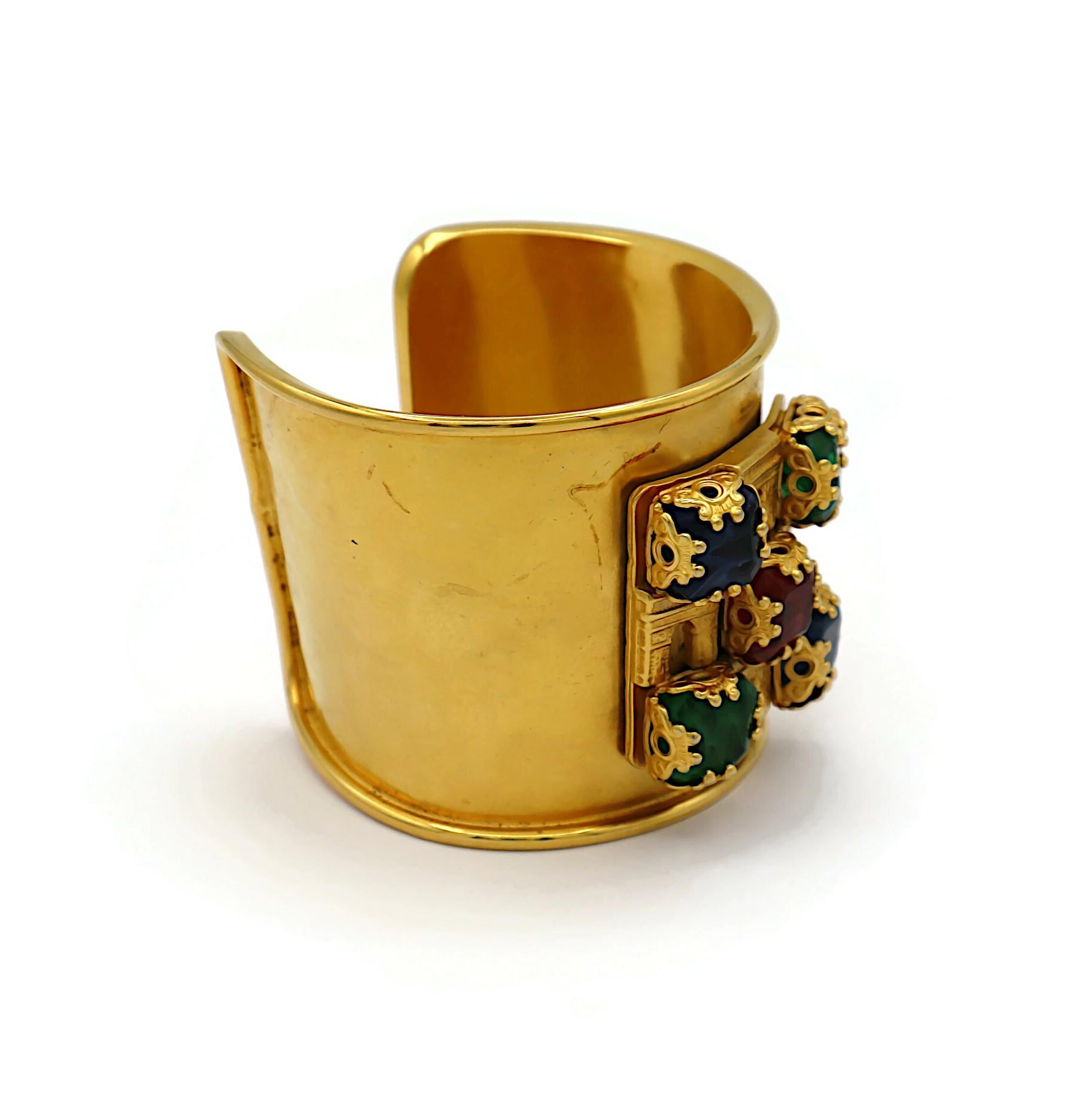 CELINE Vintage Gold Tone Cuff Bracelet Triumphal Arches & Glass Cabochons In Good Condition For Sale In Nice, FR
