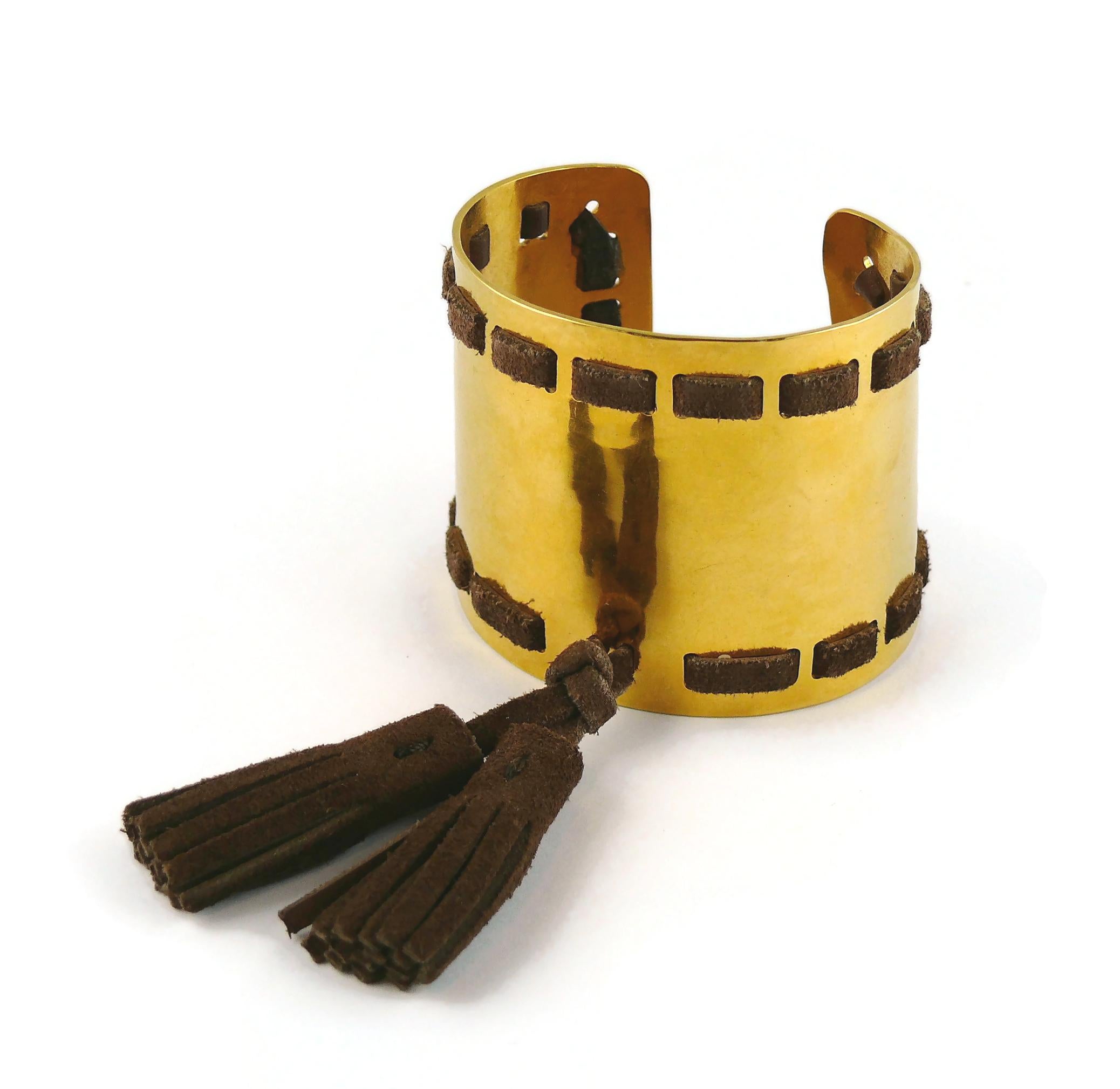 Celine Vintage Gold Toned Hammered Cuff Bracelet with Brown Suede Tassels, 1991 In Good Condition For Sale In Nice, FR