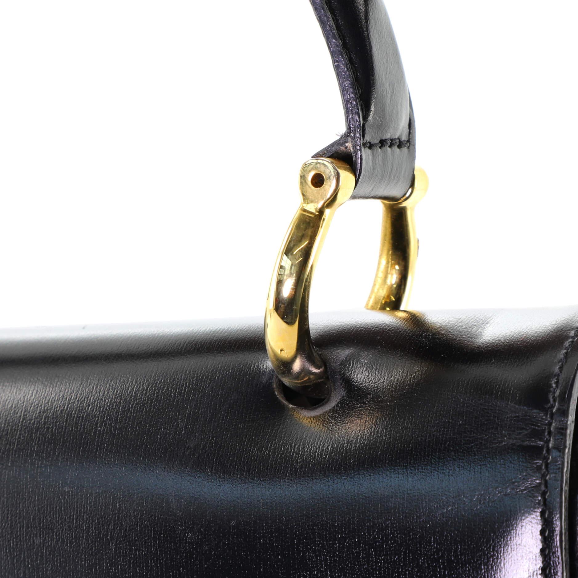 Sac Céline Vintage à poignée supérieure en cuir émaillé petit modèle 4