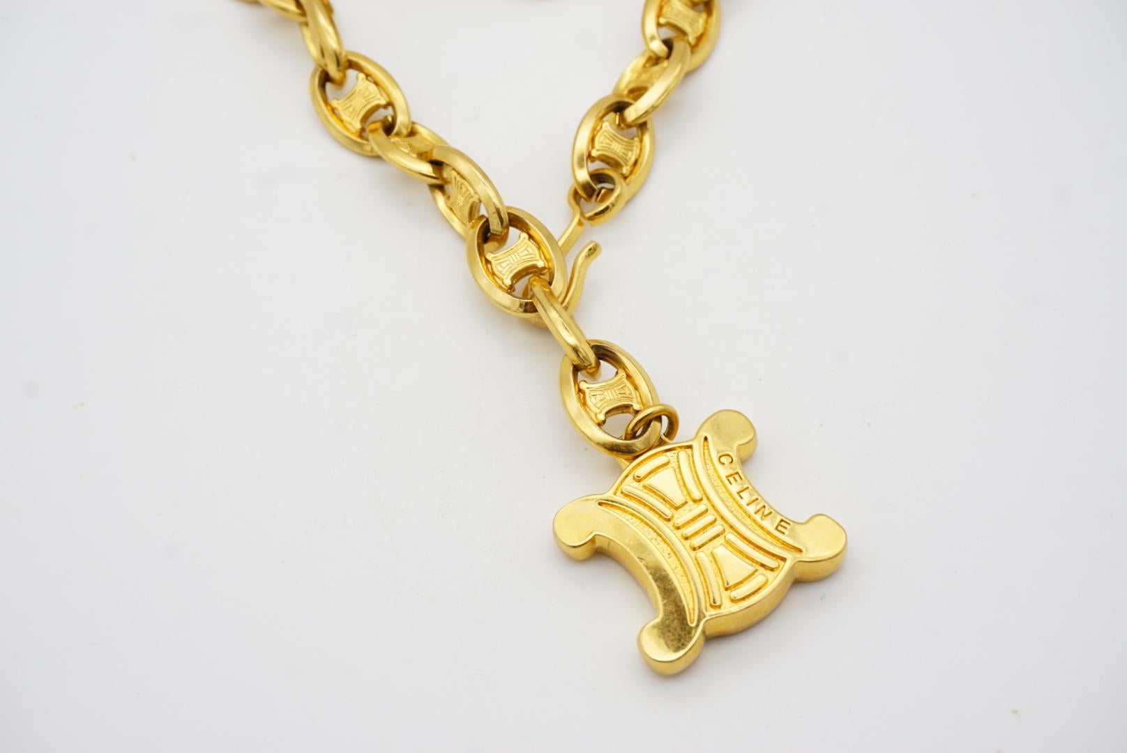 Celine Vintage Unisex Triumph Pendant Iconic Logo Chain Interlock Belt Necklace For Sale 10
