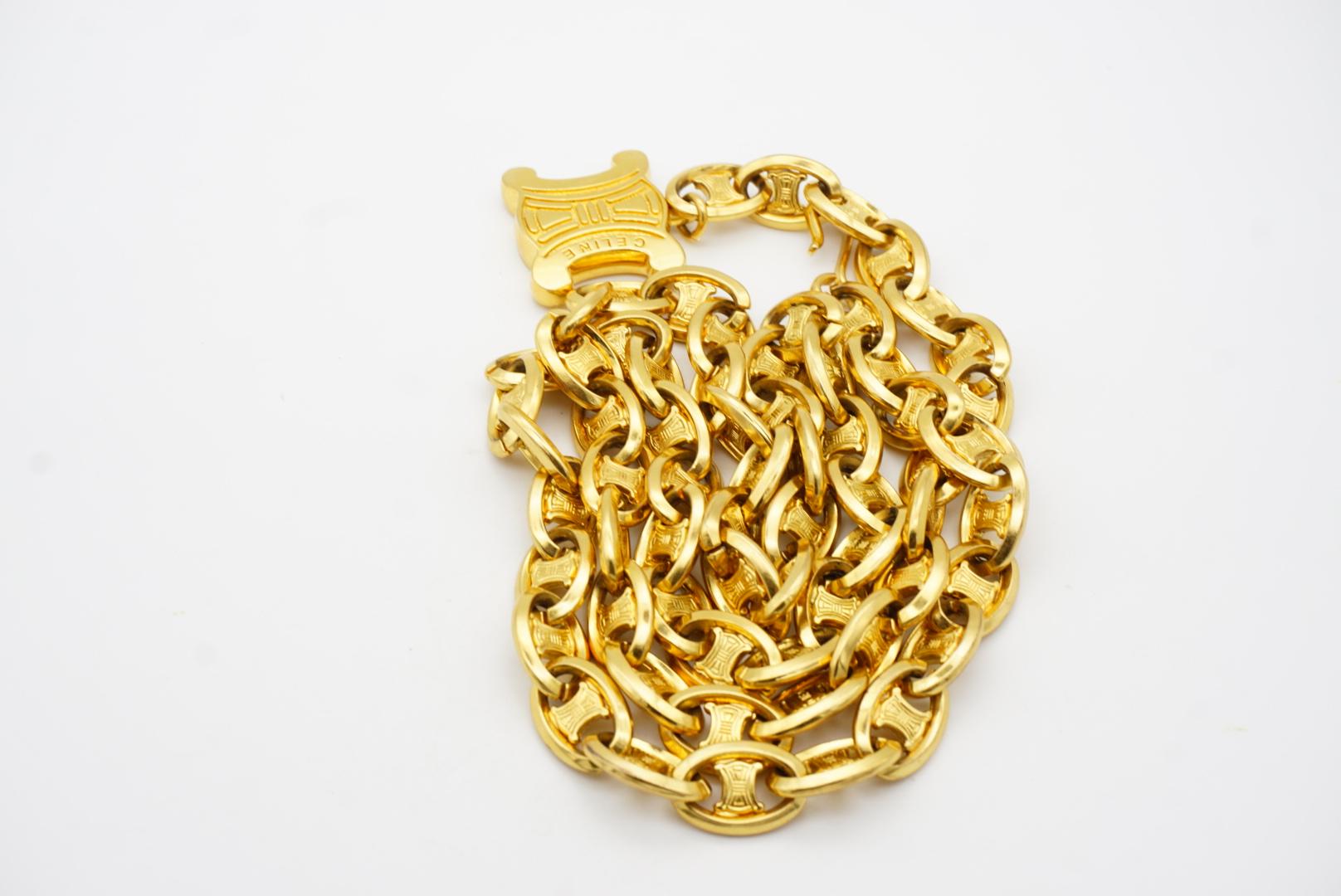 Celine Vintage Unisex Triumph Pendant Iconic Logo Chain Interlock Belt Necklace For Sale 14
