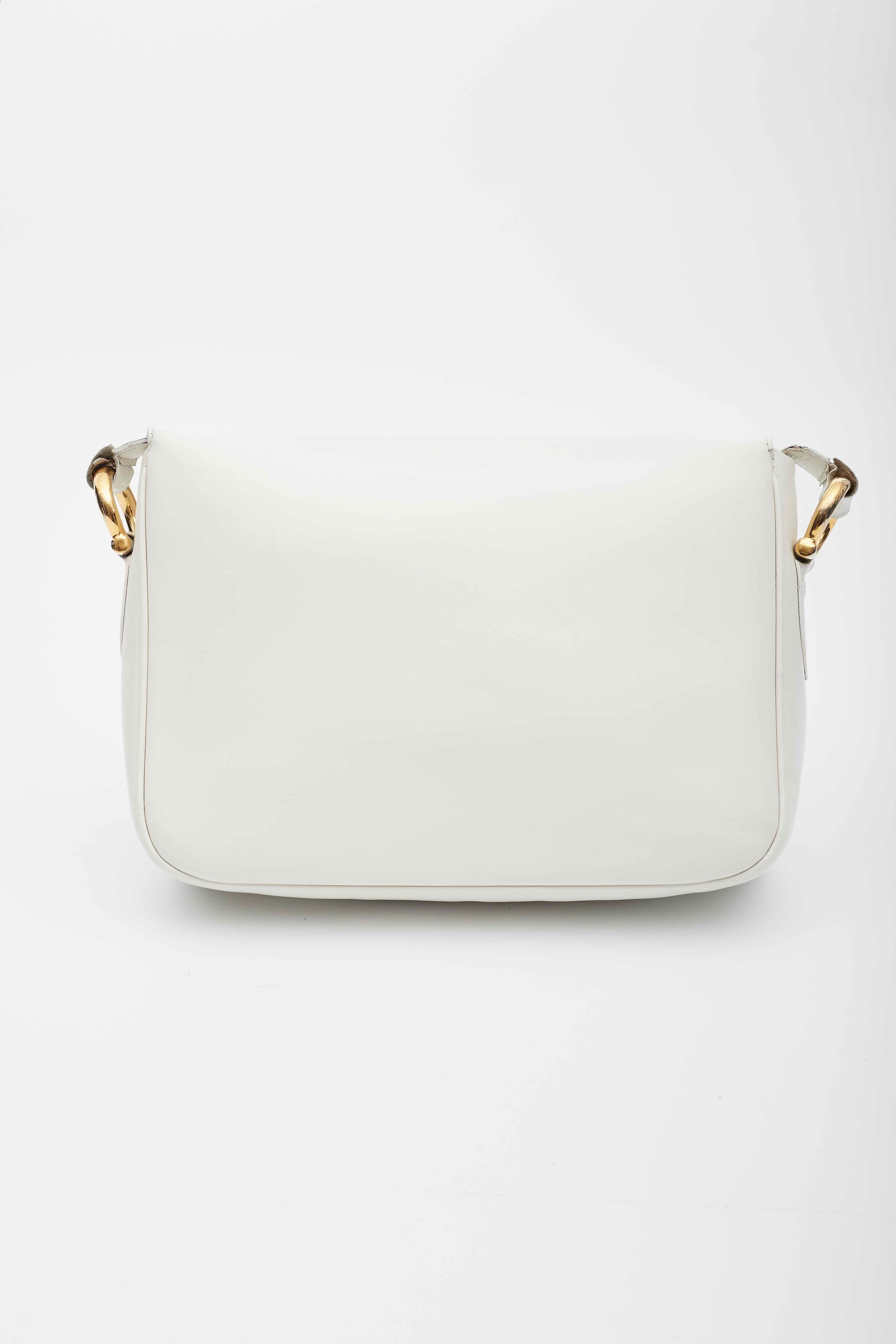 Celine Vintage White Leather Shoulder Bag In Fair Condition For Sale In Montreal, Quebec