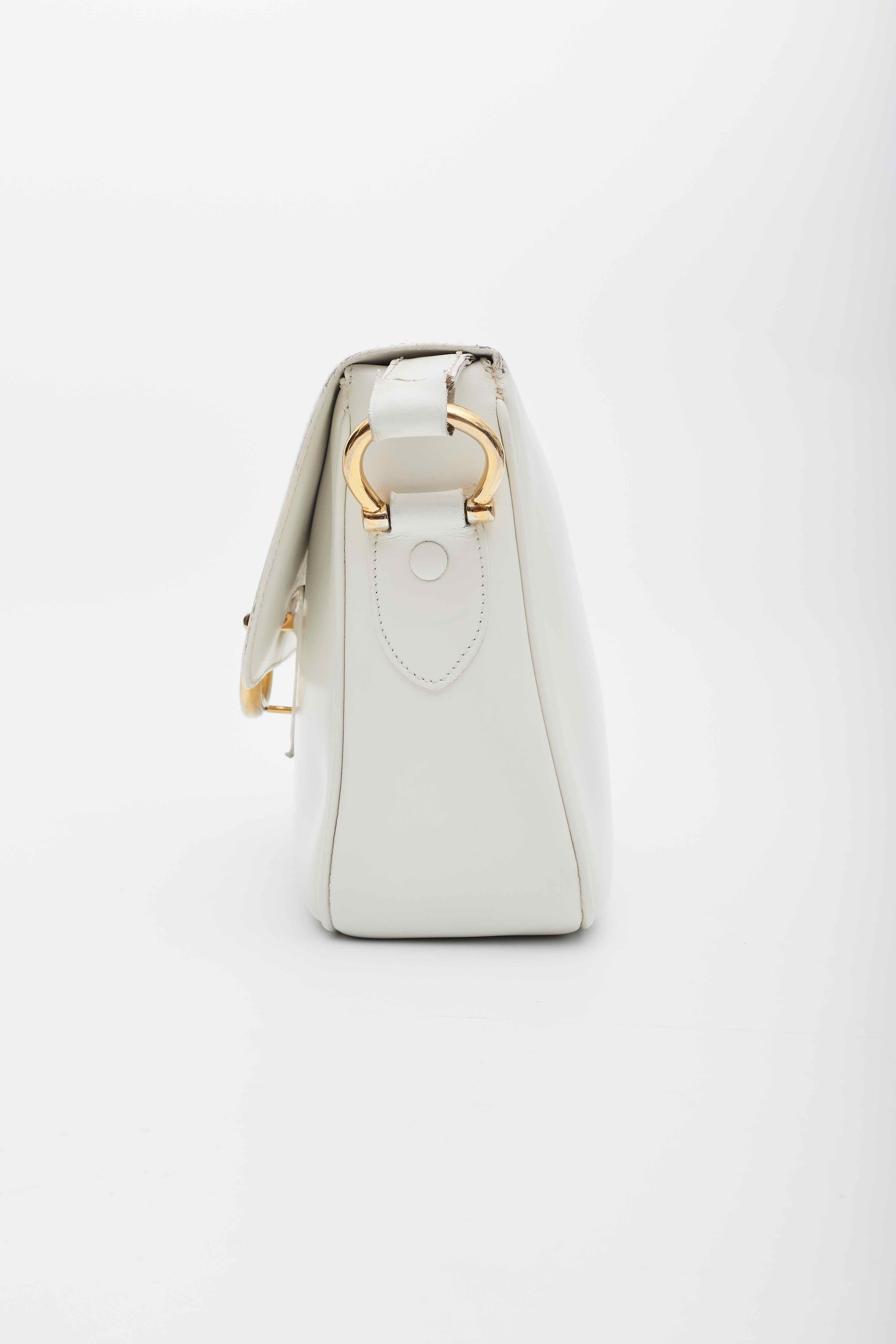 Celine Vintage White Leather Shoulder Bag For Sale 1