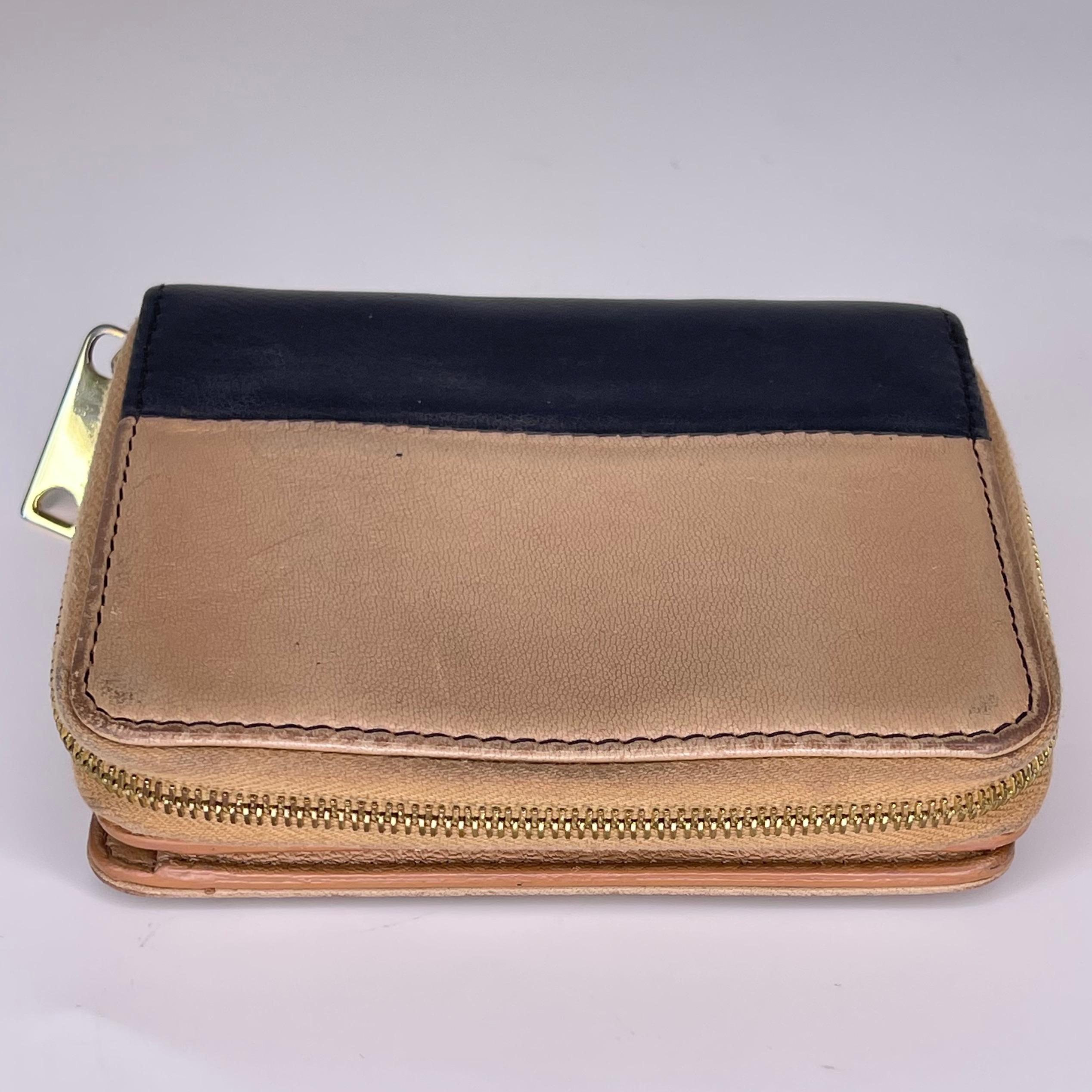Celine Vintage Zip um Beige Leder kompakte Brieftasche für Damen oder Herren im Angebot