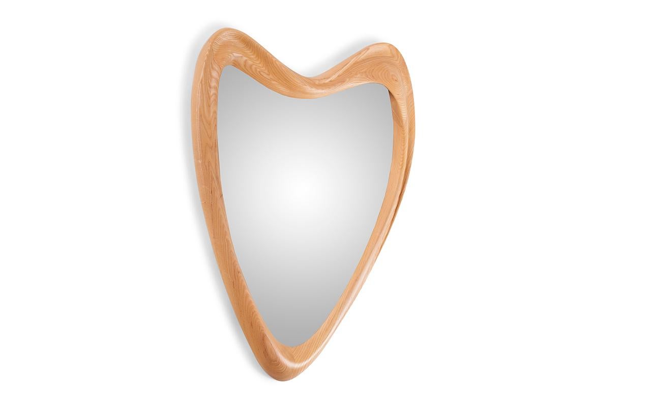 Sculpté Miroir mural Celine en teinte Ebène sur Wood Wood par Amorph en vente