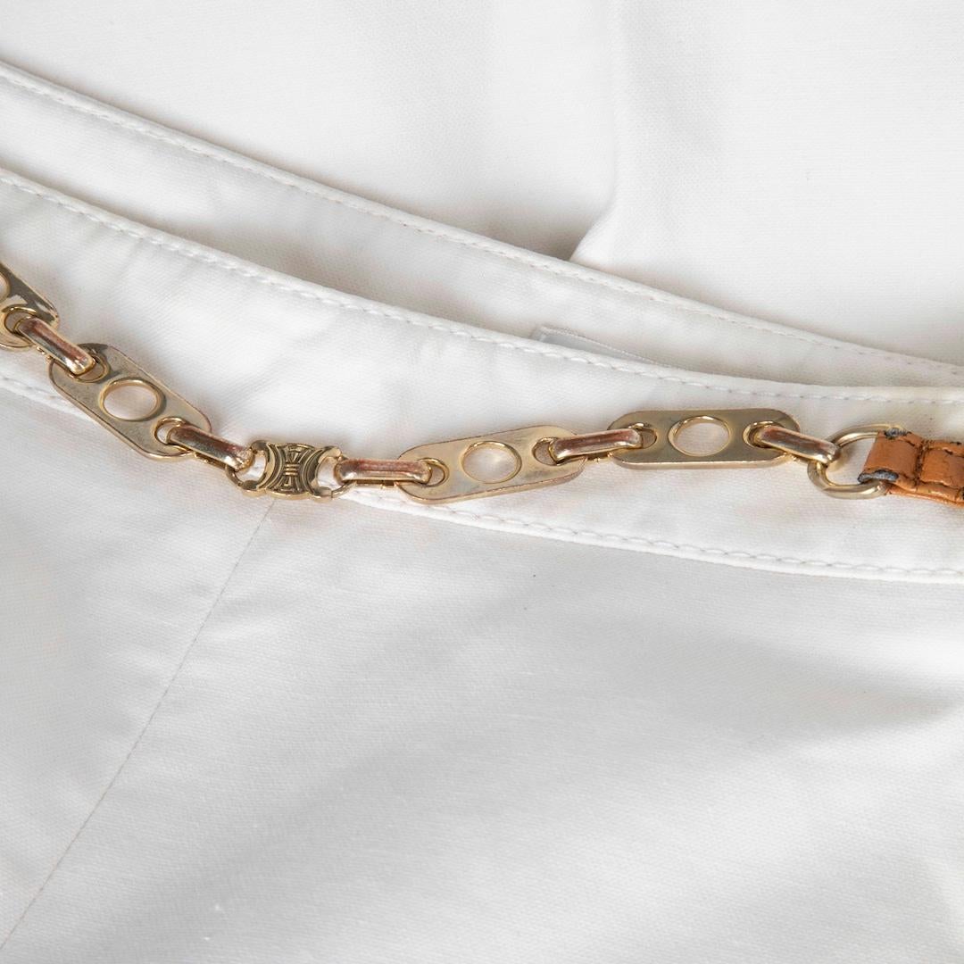 Céline Pantalones cortos blancos con detalle de cadena Talla L en Bueno estado para la venta en London, GB