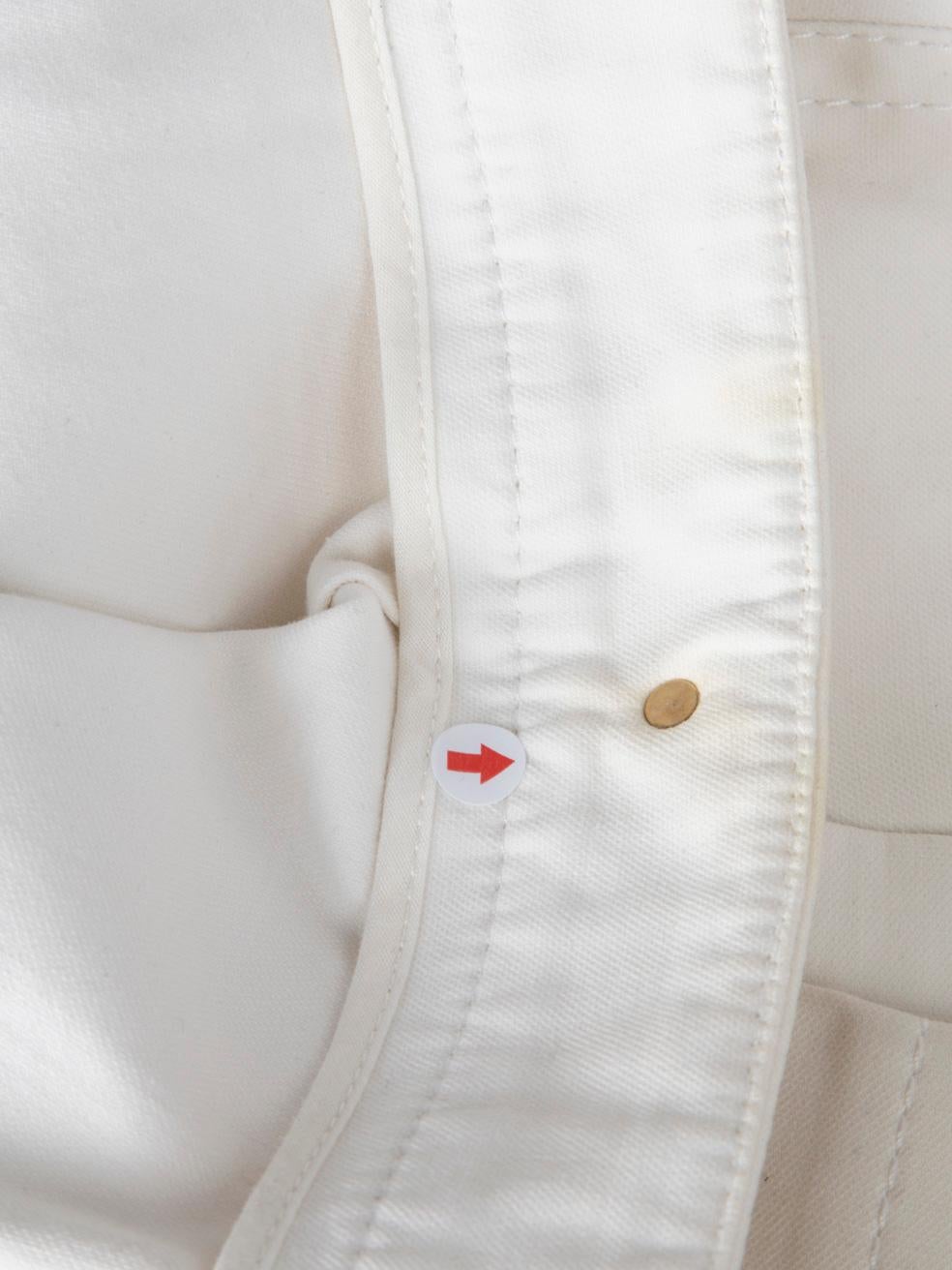 De las mujeres Céline Pantalones cortos blancos con detalle de cadena Talla L en venta