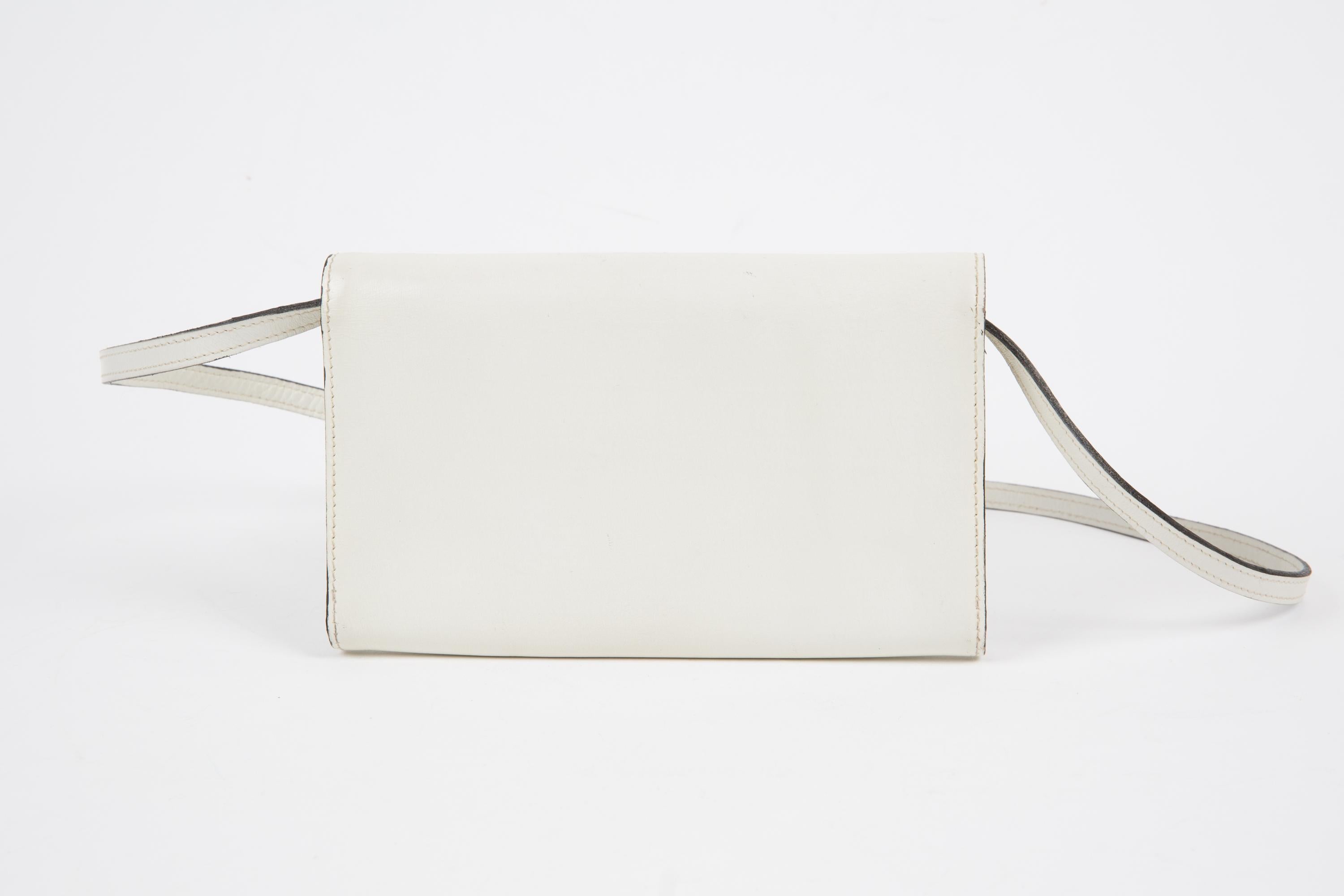 Bolso de piel blanco Celine en Bueno estado para la venta en Paris, FR
