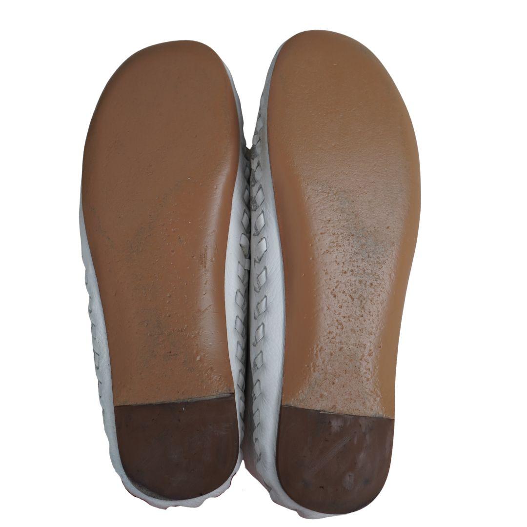 Celine - Mocassini con nappe in pelle bianca - sz 9,5 in vendita 8