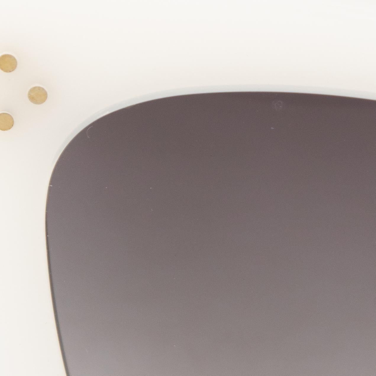 Occhiali da sole Céline bianchi oversize a lenti sfumate in vendita 1