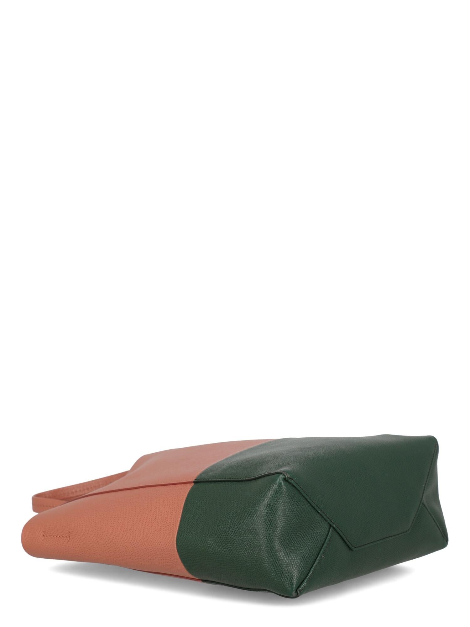 Women's Celine Woman Shoulder bag  Green Leather For Sale