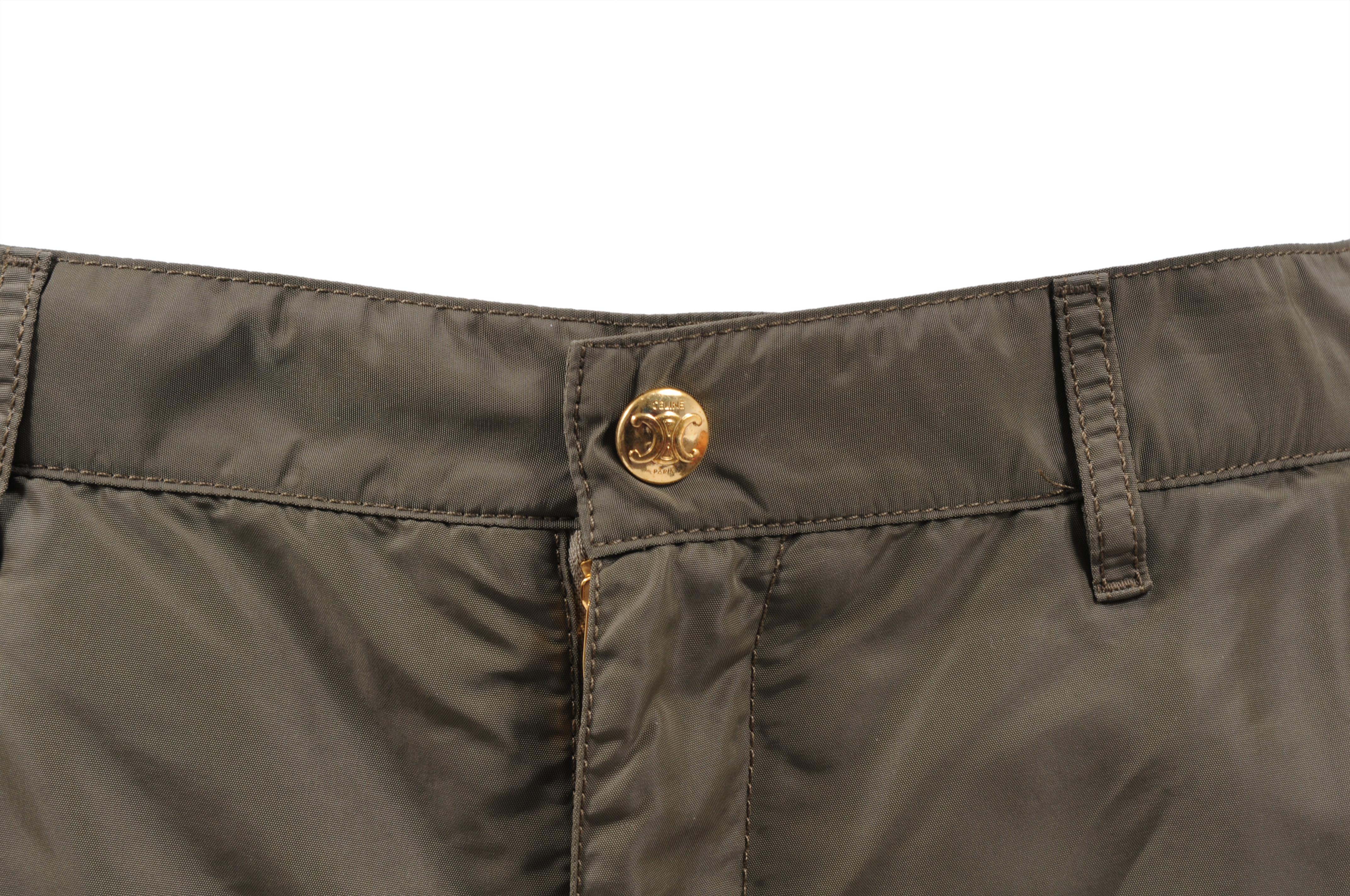 Celine Damen Cargohose Größe 40 US8 Grün Kaki Leichtes Nylon Gold Hardware (Schwarz) im Angebot