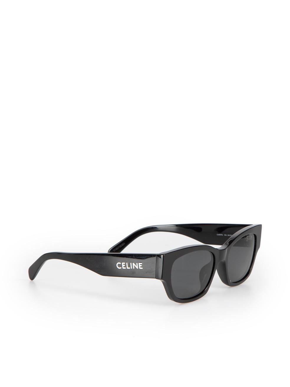 CONDITION is Very good. Minimal wear to sunglasses is evident. Minimal wear to the left-arm and left lens with tiny scratches on this used Céline designer resale item.



Details


Black

Acetate

Cat eye sunglasses

Logo on the arms

Black