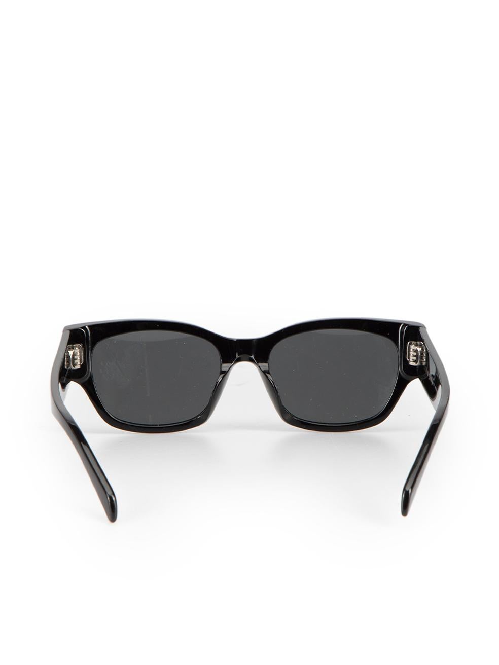 Céline Women's Black Acetate CL 40197U Logo Cat-Eyes Sunglasses In Good Condition In London, GB