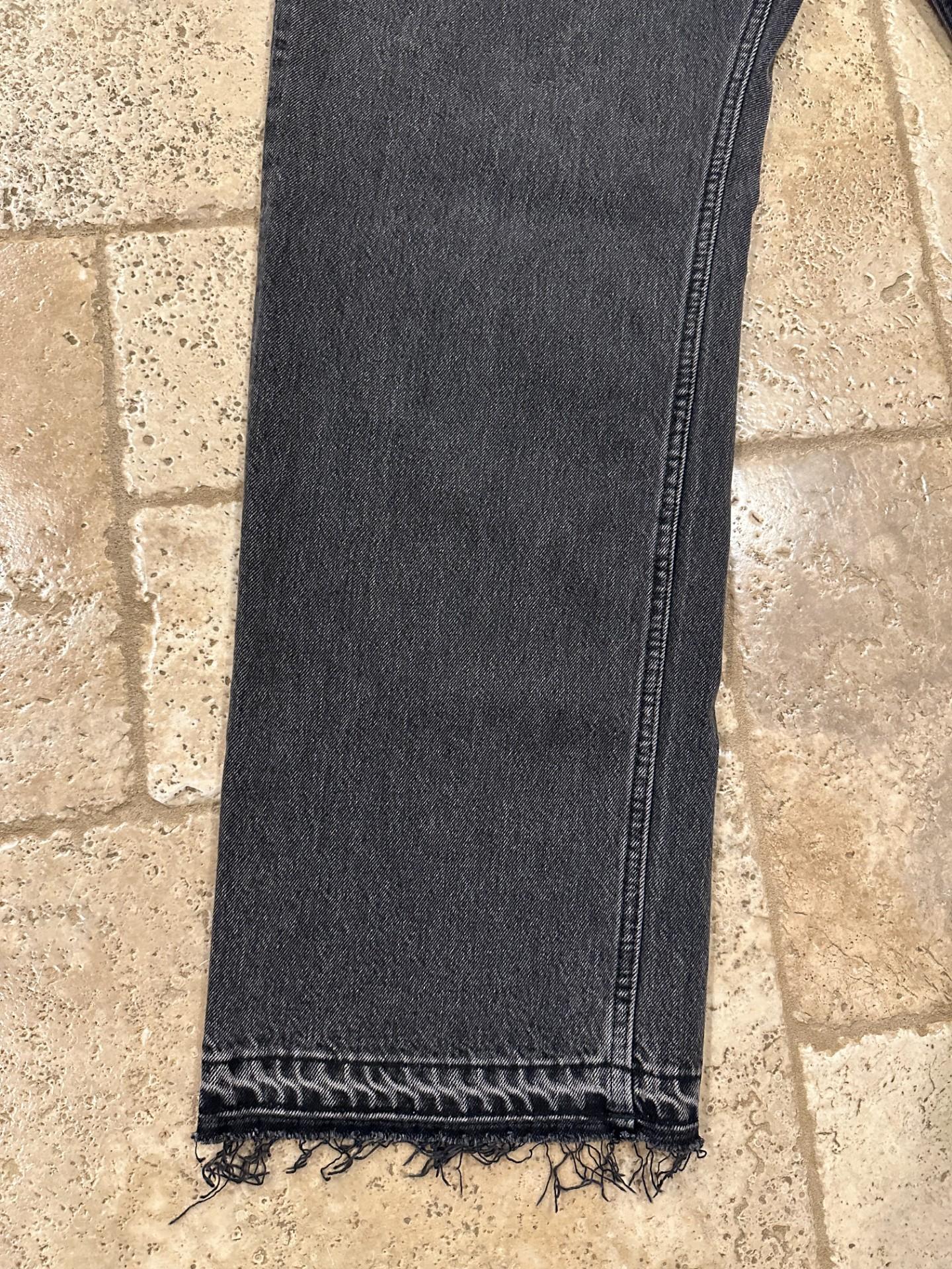 Celine x Hedi Charcoal Gray Wash Welsey Denim Jeans In Excellent Condition For Sale In Bear, DE