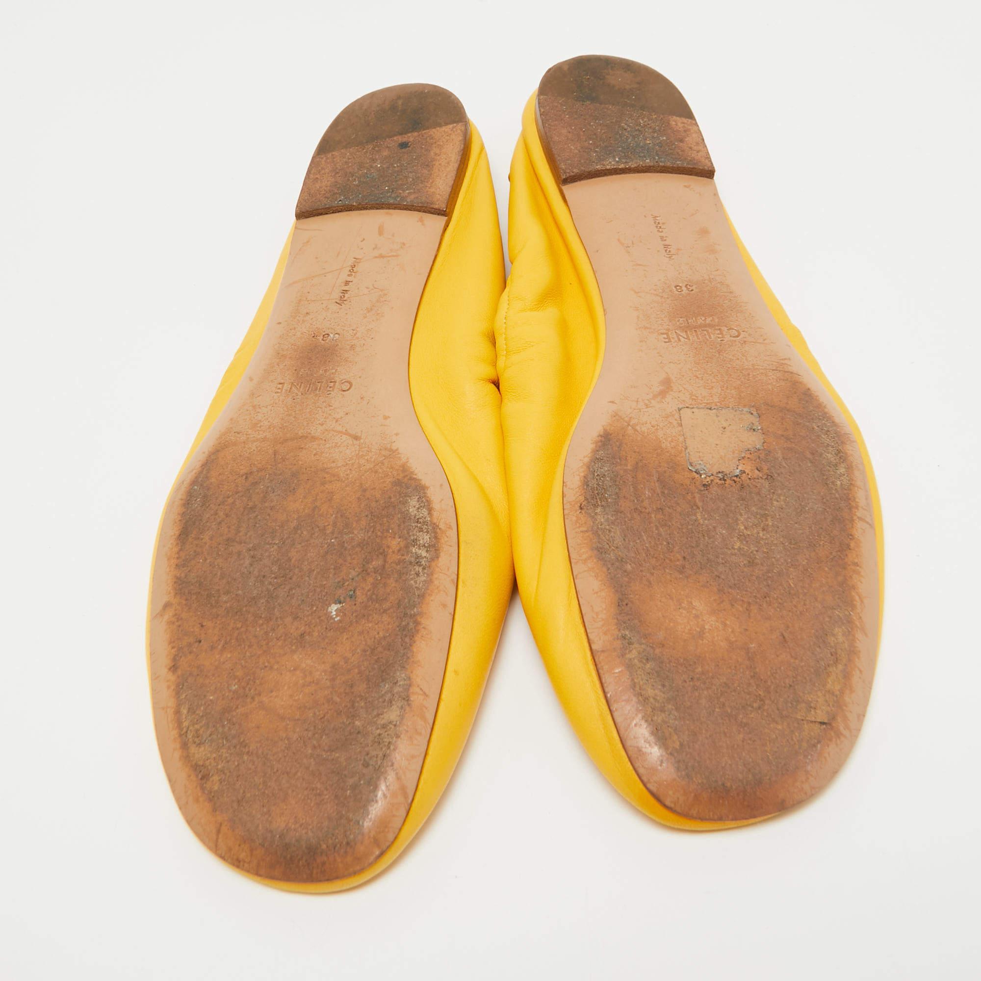 Celine Yellow Leather Scrunch Ballet Flats Size 38 For Sale 2