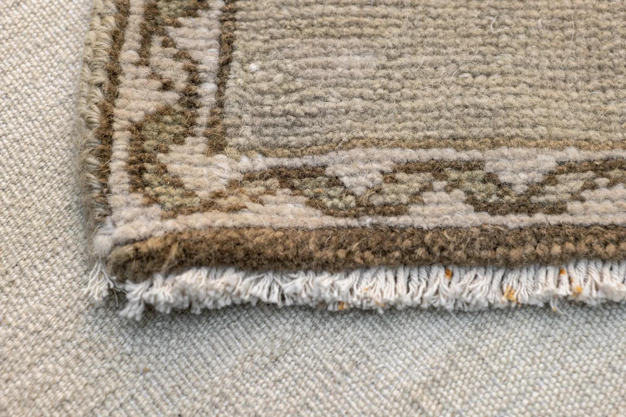 XXIe siècle et contemporain A Stone par Anne-Marie Barton en vente