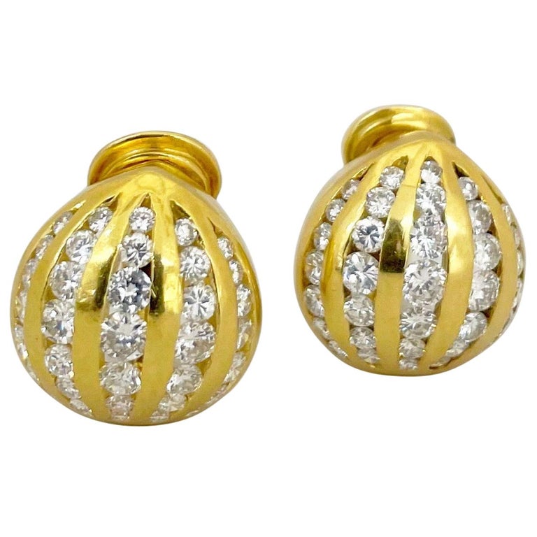 Cellini 18 Karat Yellow Gold 2.13 Carat Diamond Button Earrings For Sale