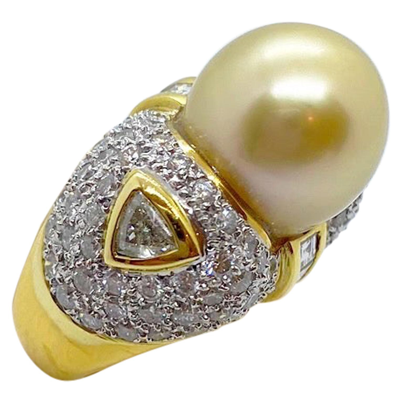 Cellini 18 Karat Yellow Gold, 3.60 Carat Diamond and South Sea Golden Pearl Ring For Sale