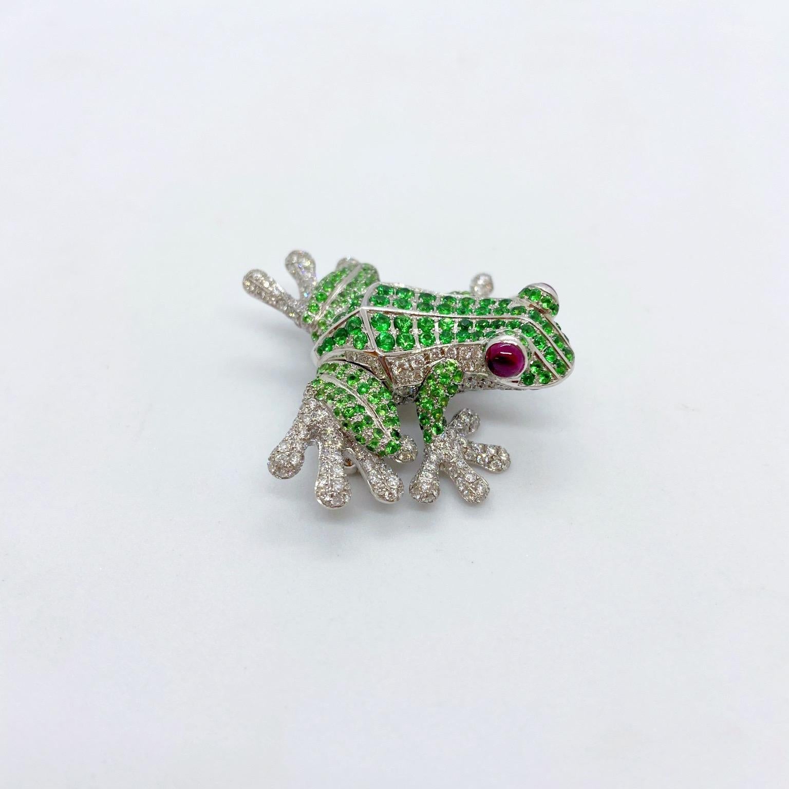 Contemporary Cellini 18 Karat White Gold Jumping Frog Brooch with Tsavorites and Diamonds For Sale