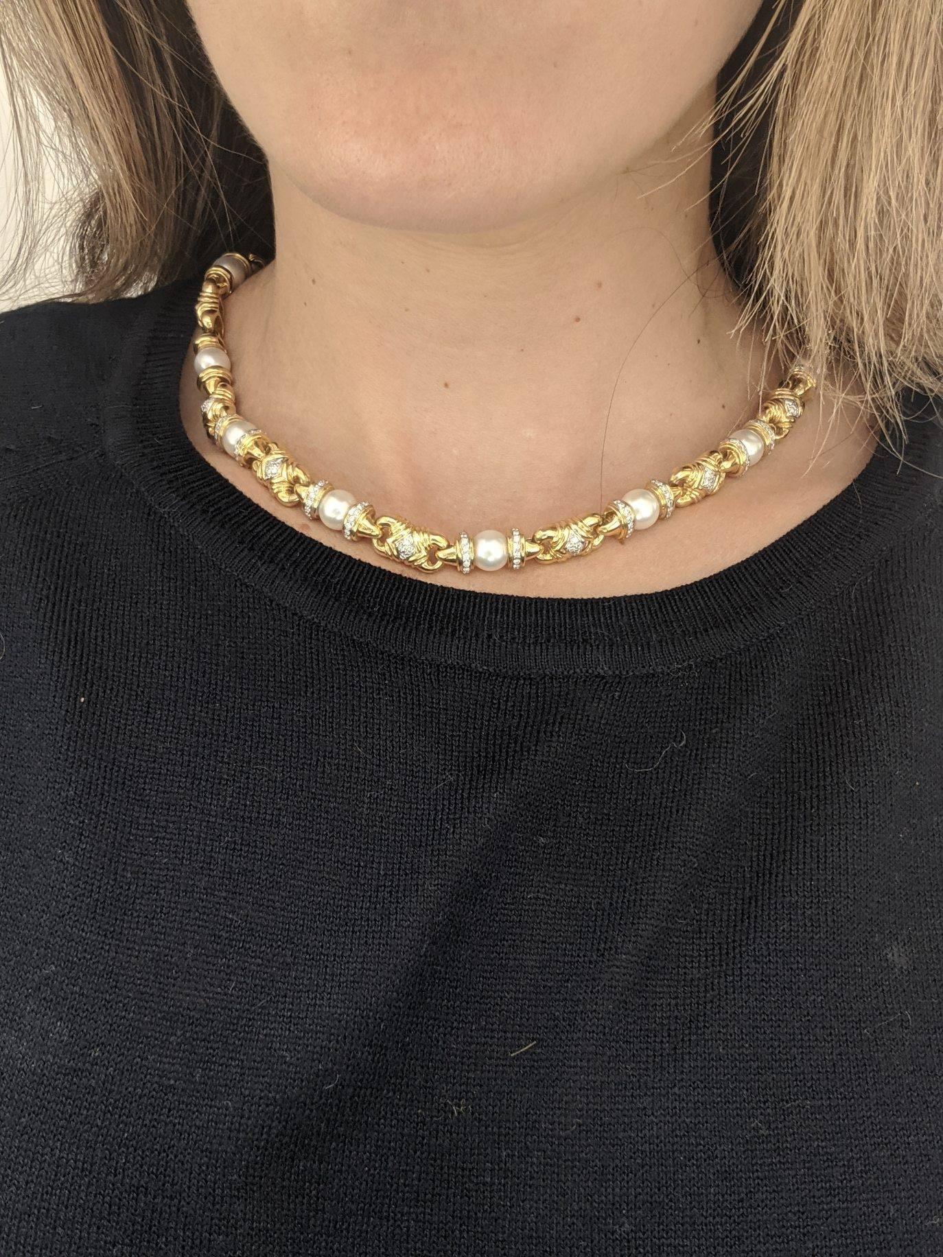 Cellini 18 Karat Gold and Cultured Pearl Necklace with 1.98 Carat of Diamonds In New Condition In New York, NY