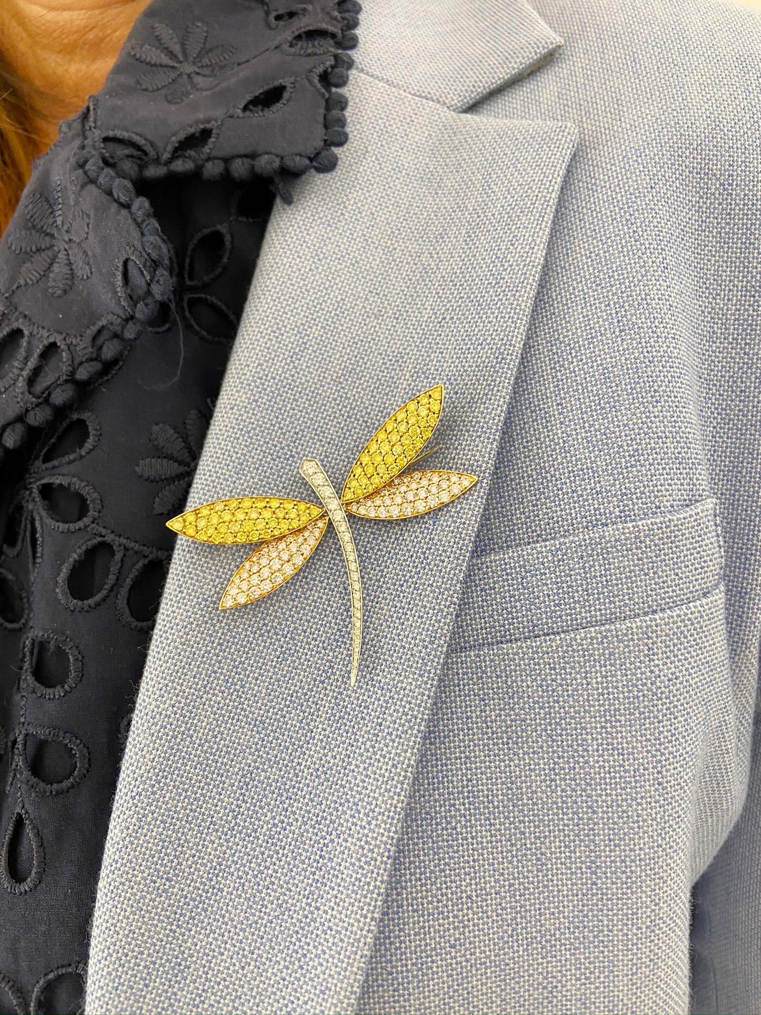 Women's or Men's Cellini 18KT Gold Dragonfly Brooch with Natural Pink, Yellow and White Diamonds