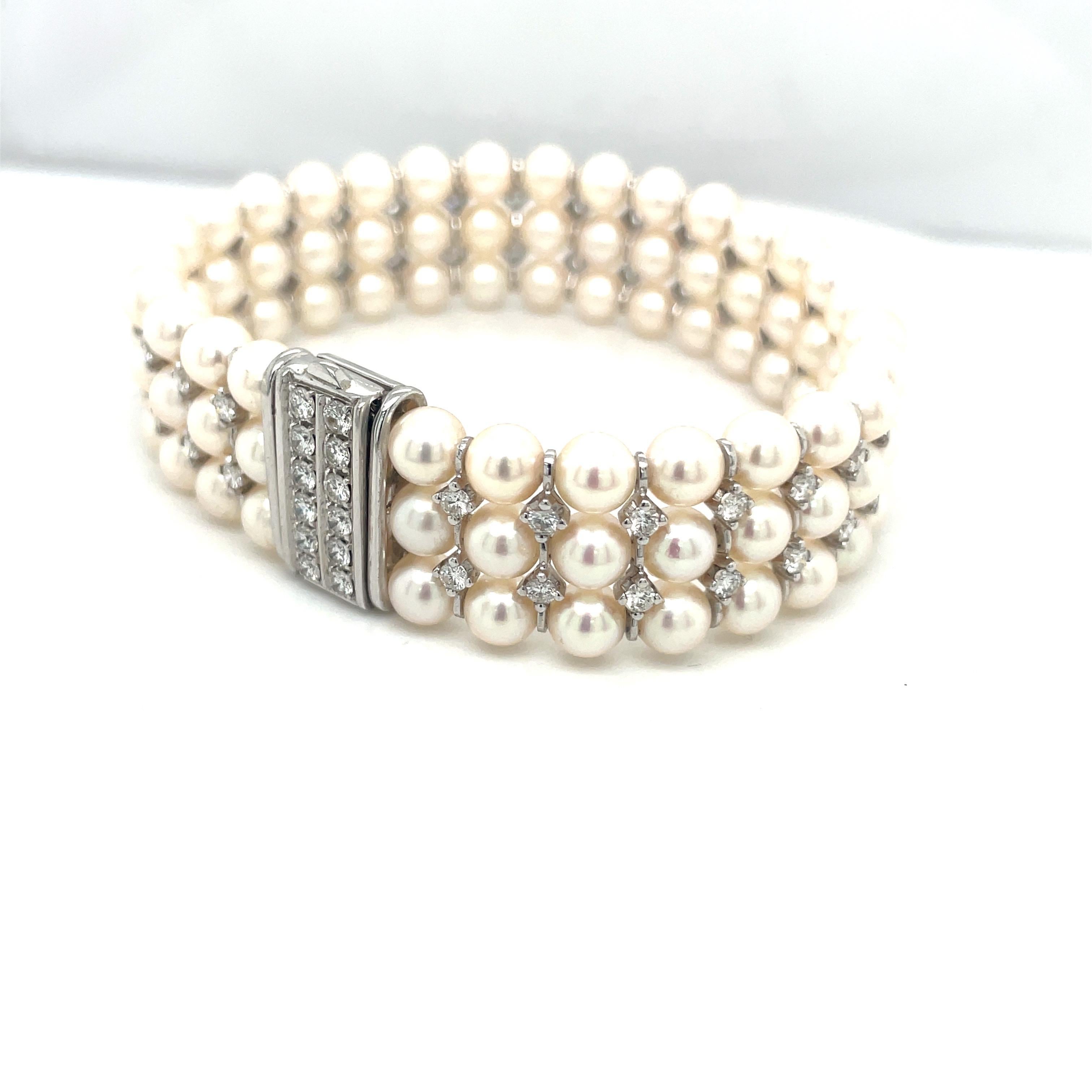 Cellini 18kt White Gold 2.90ct Diamond & 3 Row Cultured Pearl Bracelet In New Condition For Sale In New York, NY