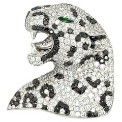 Cellini in oro bianco 18KT 4.10CT. Ciondolo Pantera con diamante bianco e nero
