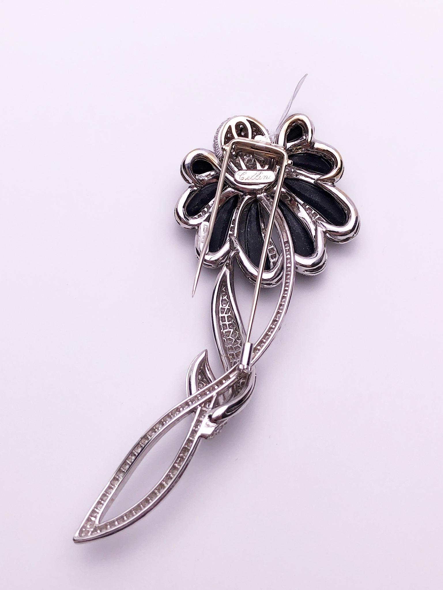 Contemporary Cellini 18 Karat White Gold, 5.50 Carat Diamond and Onyx Flower Brooch For Sale