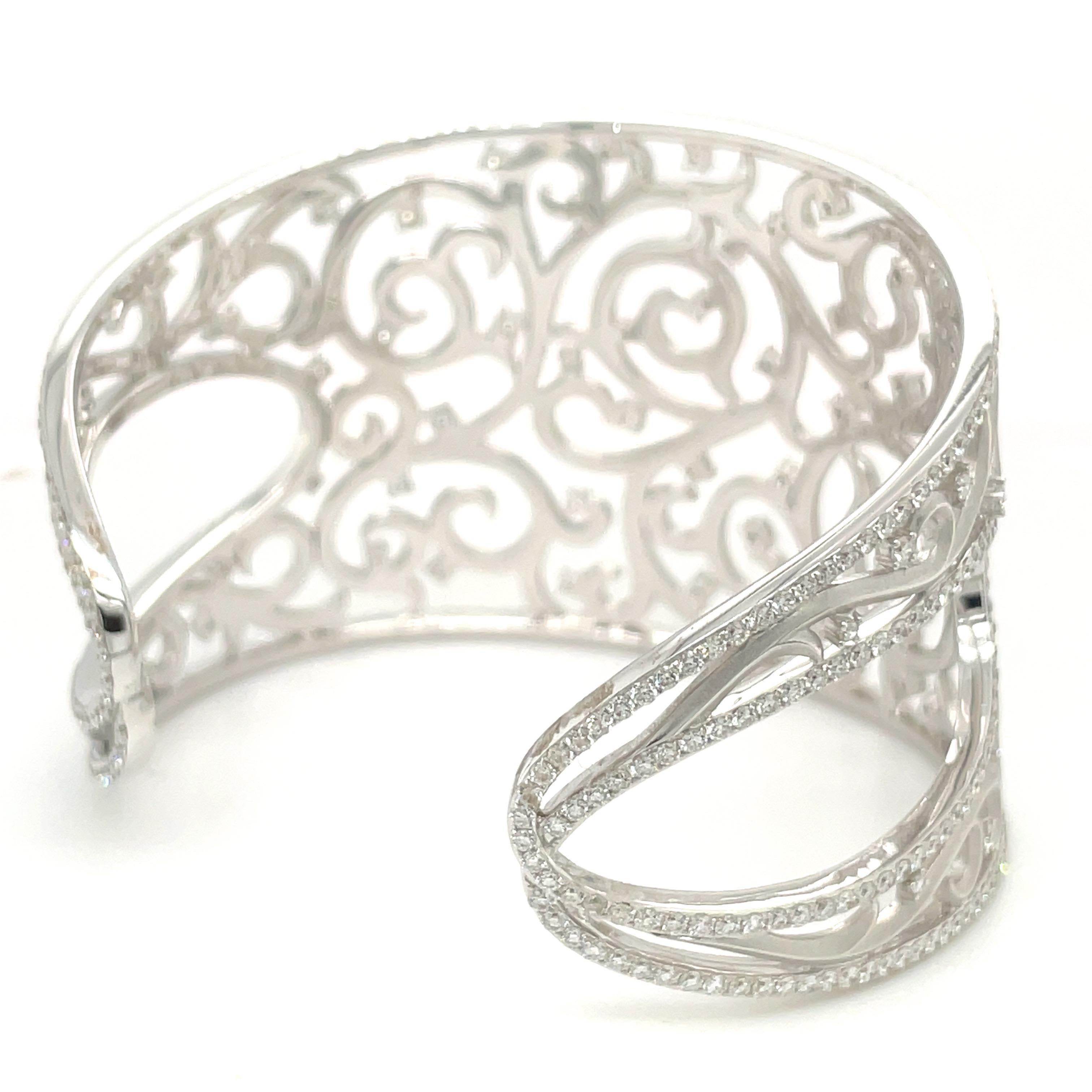 Cellini 18kt White Gold and Diamond 4.90Ct. Lace Cuff Bracelet For Sale 6